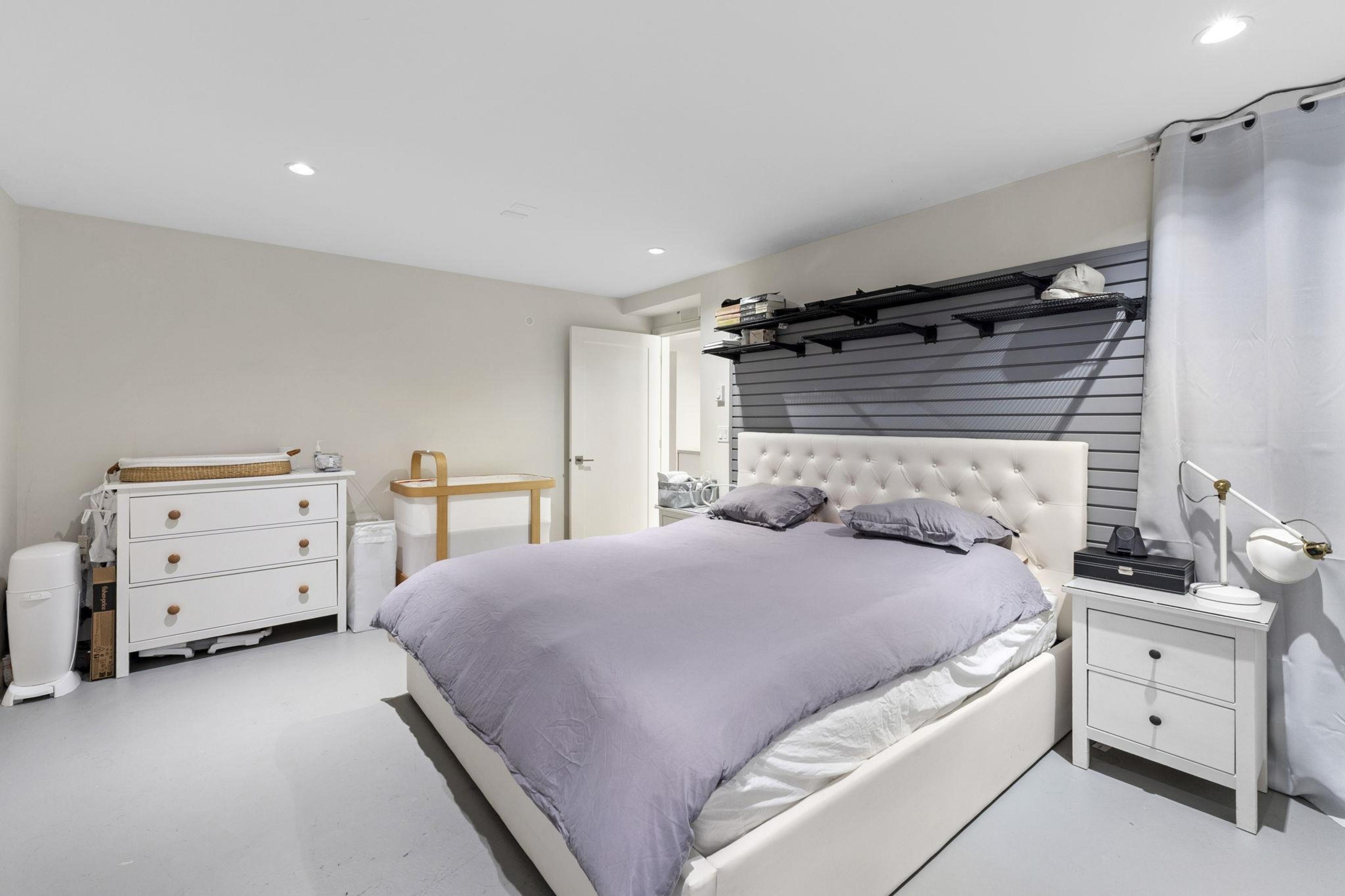 #22 3295 SUNNYSIDE ROAD - 29