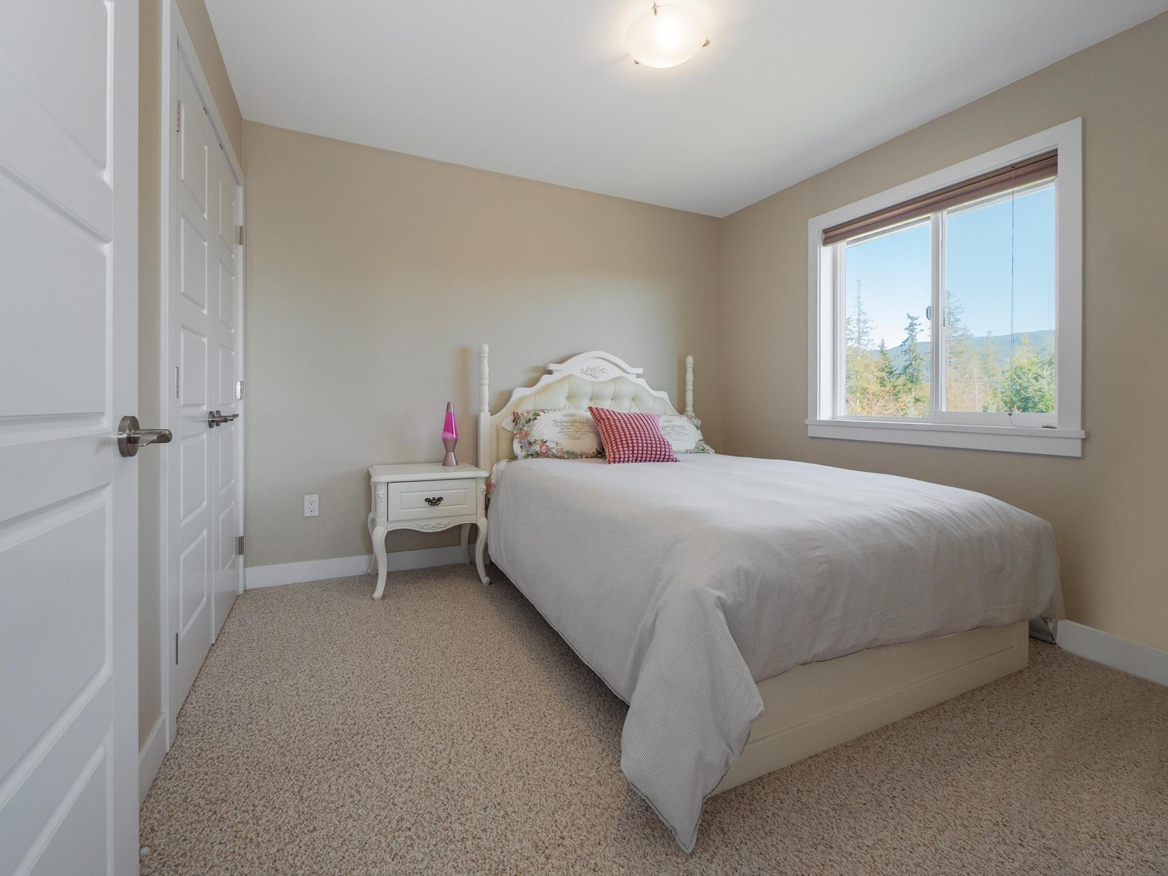 5878 MEDUSA STREET - 16