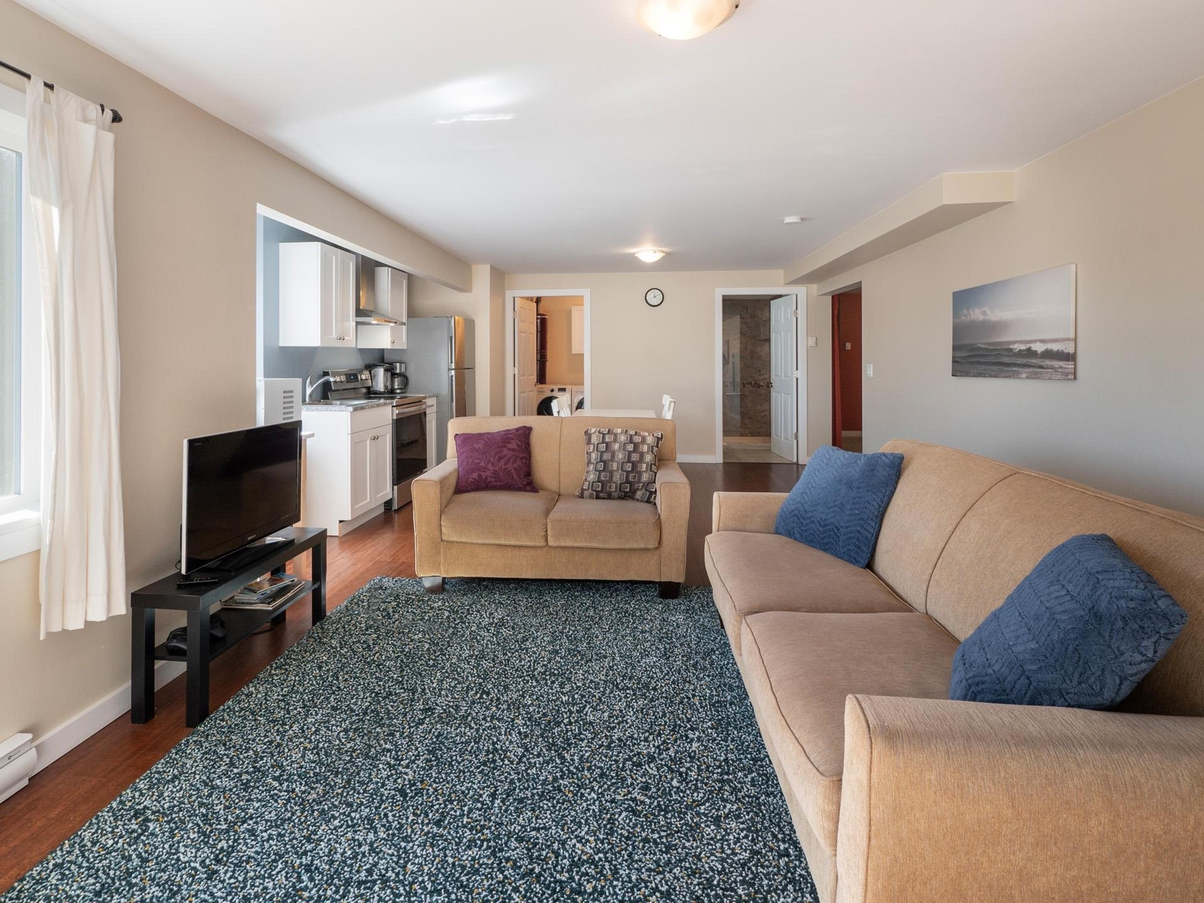 5878 MEDUSA STREET - 20