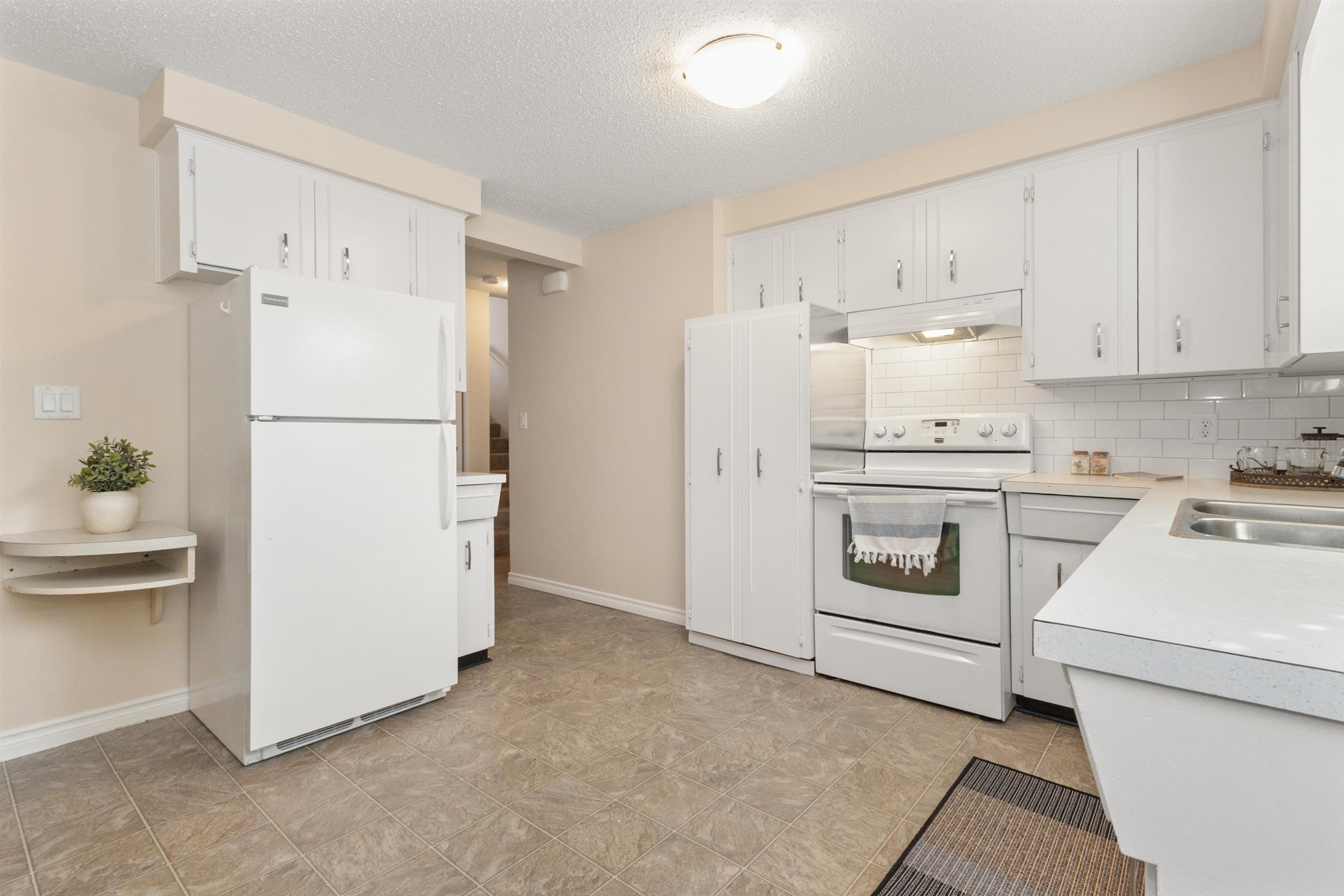 #13 1715 BEAMAN DRIVE - 11