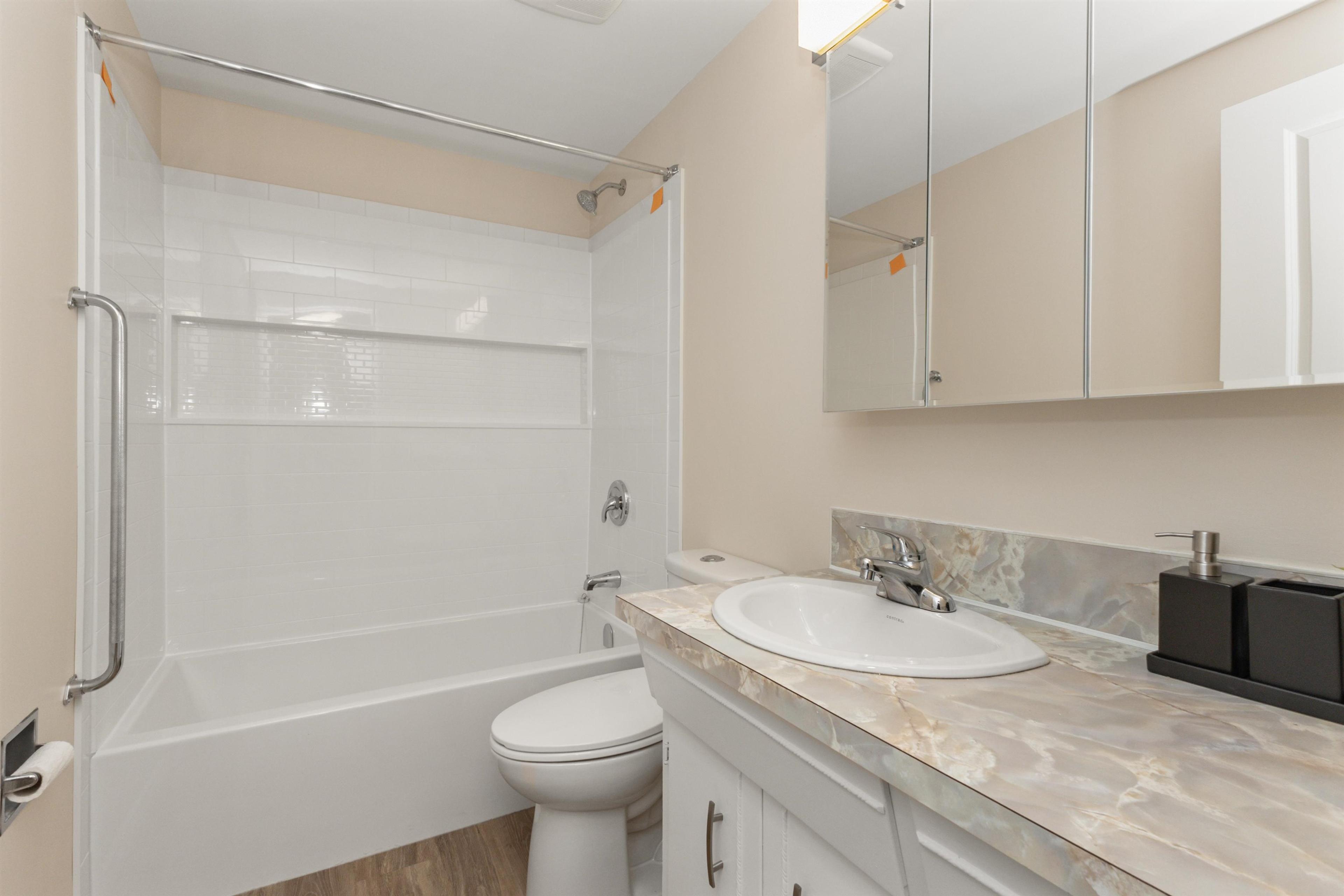 #13 1715 BEAMAN DRIVE - 19