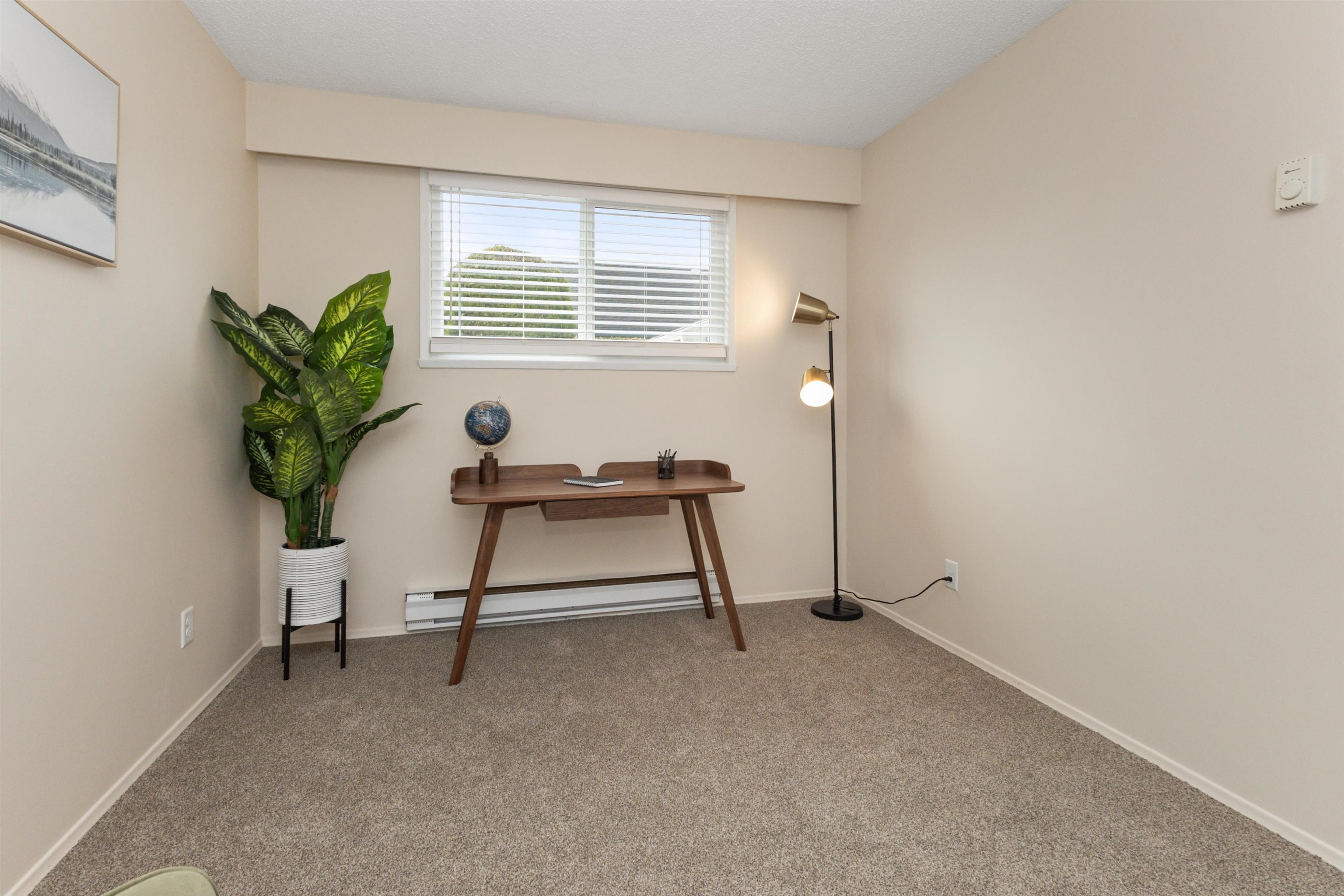 #13 1715 BEAMAN DRIVE - 21