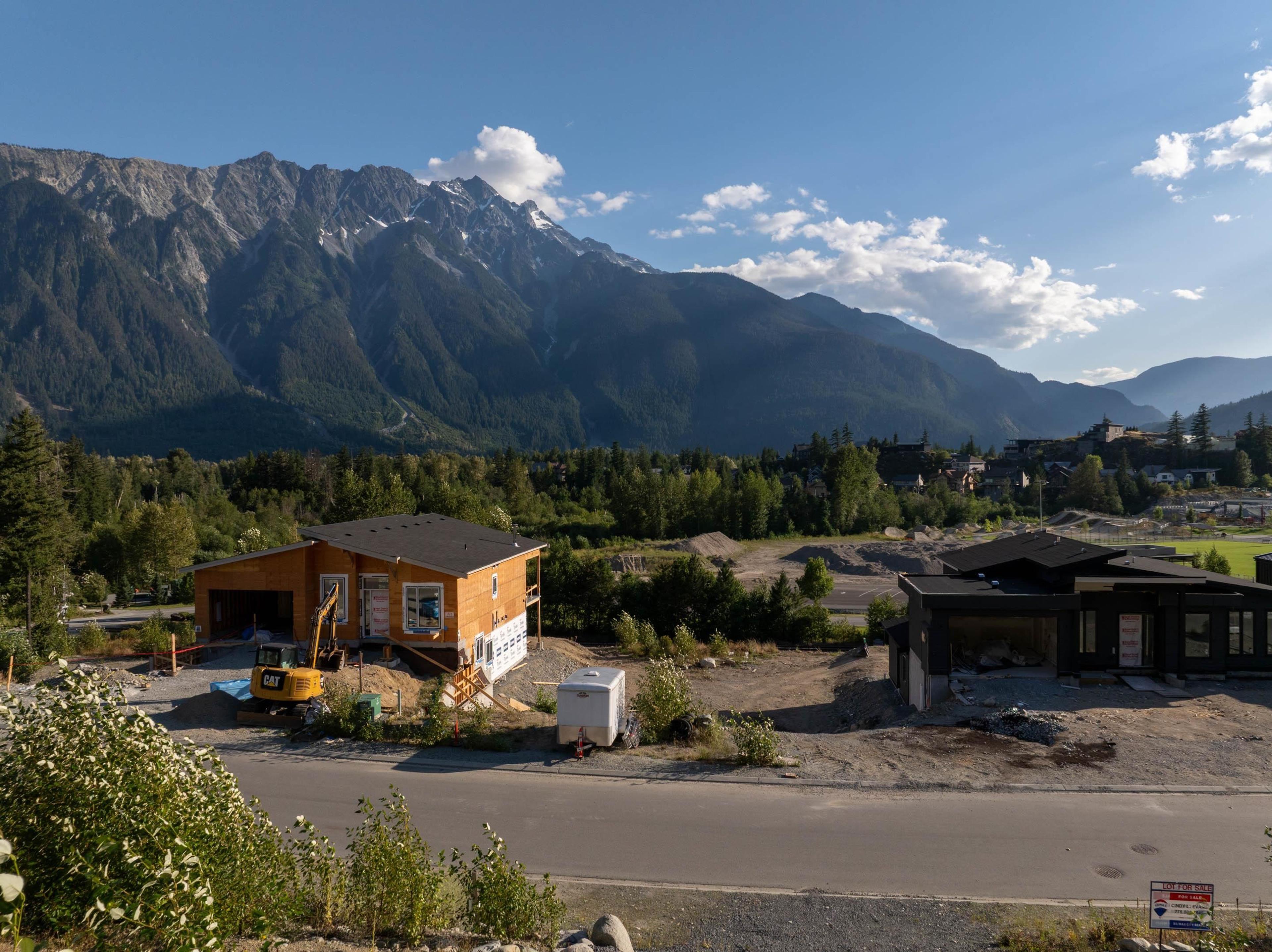 7634 SEVEN O'CLOCK DRIVE - 7