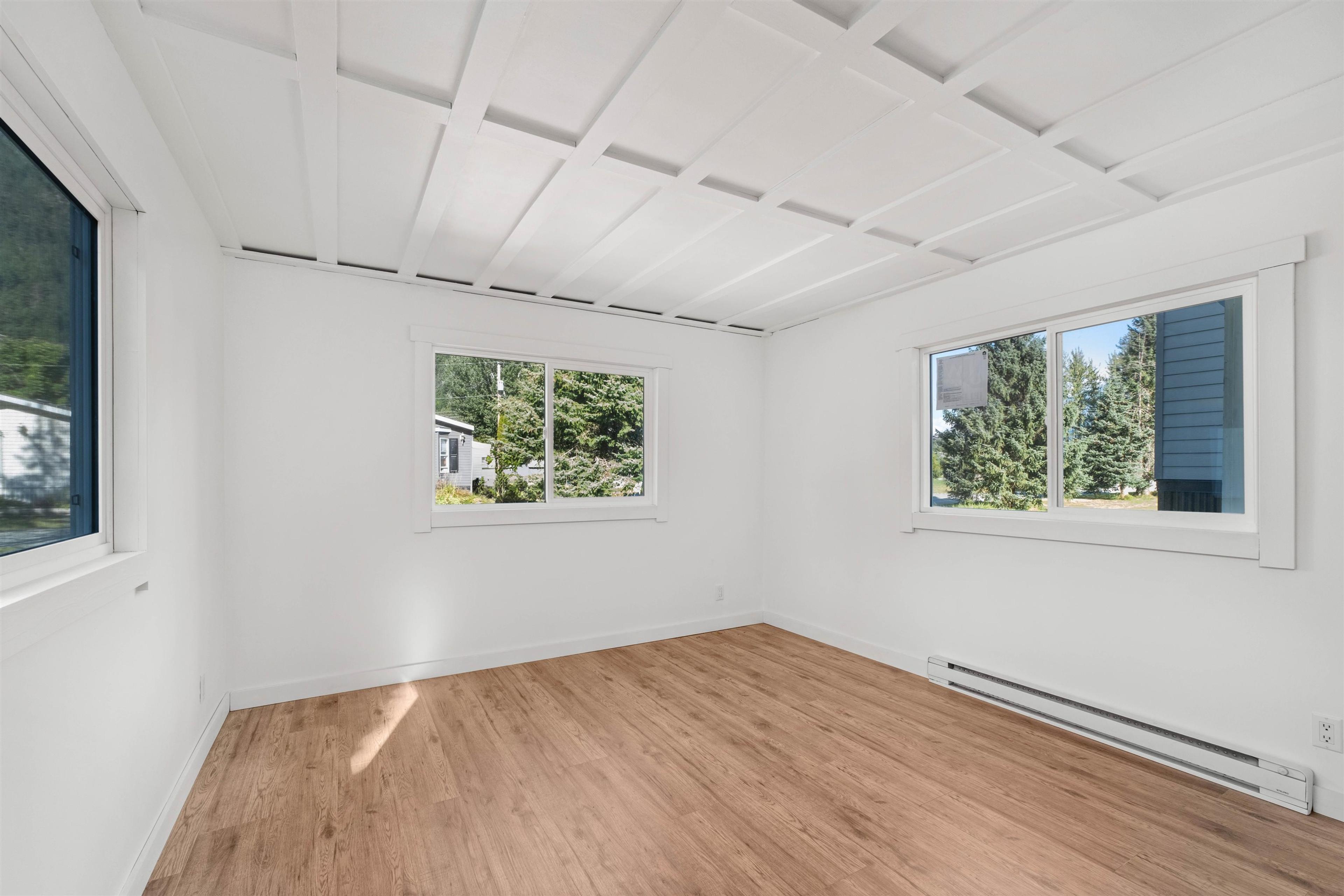 #25 7370 HIGHWAY 99 - Image 3