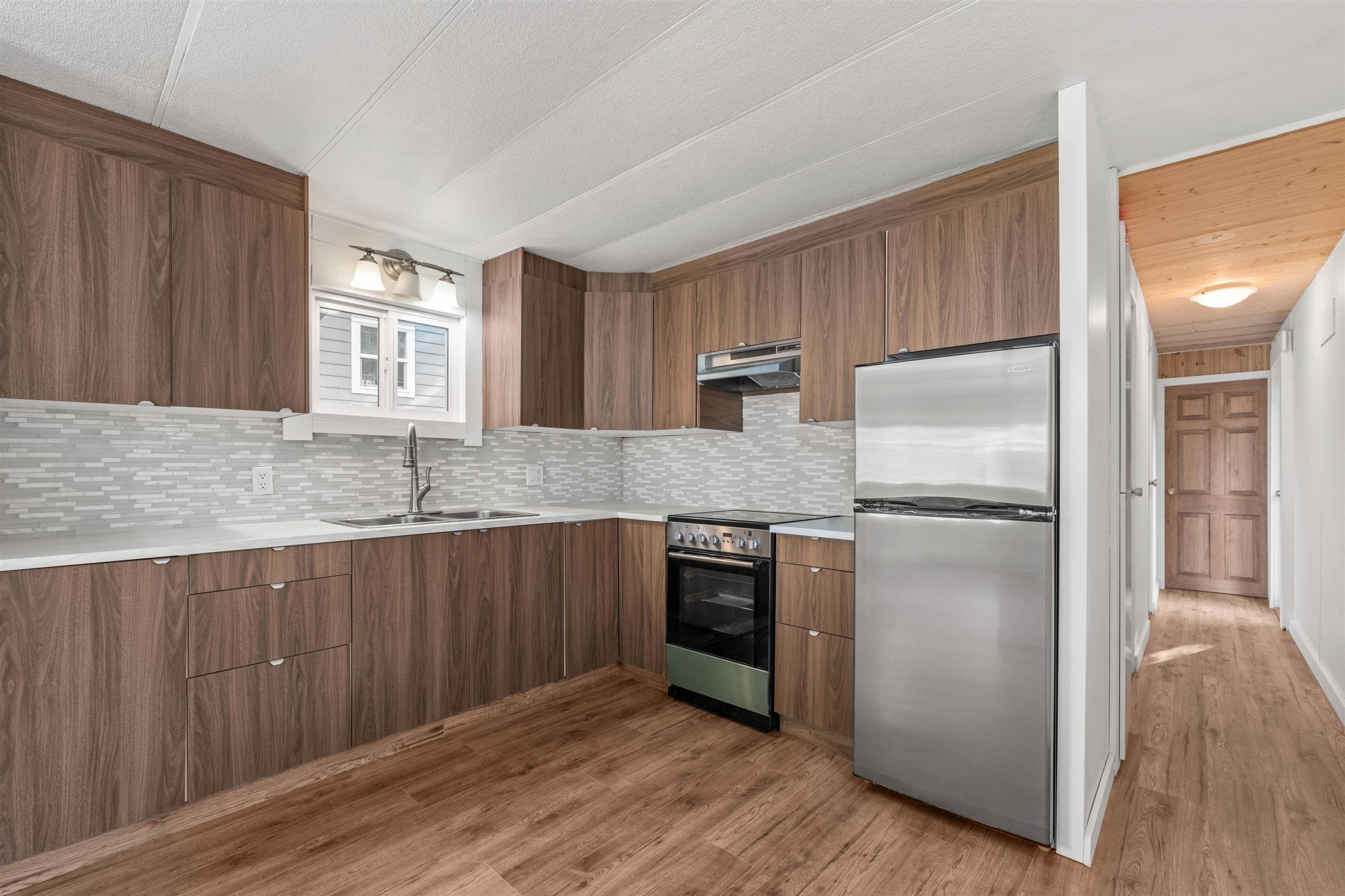 #25 7370 HIGHWAY 99 - 5