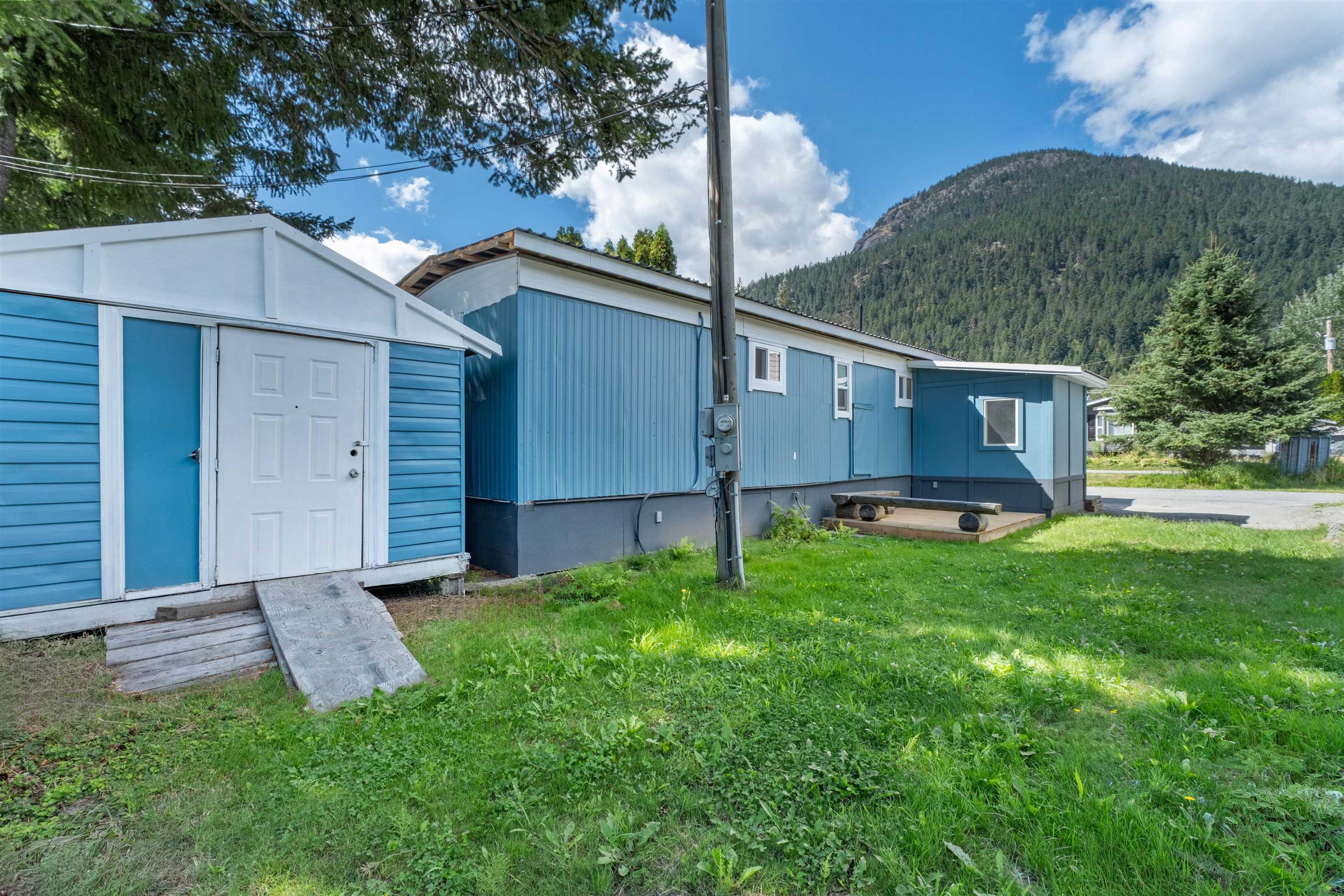 #25 7370 HIGHWAY 99 - 21