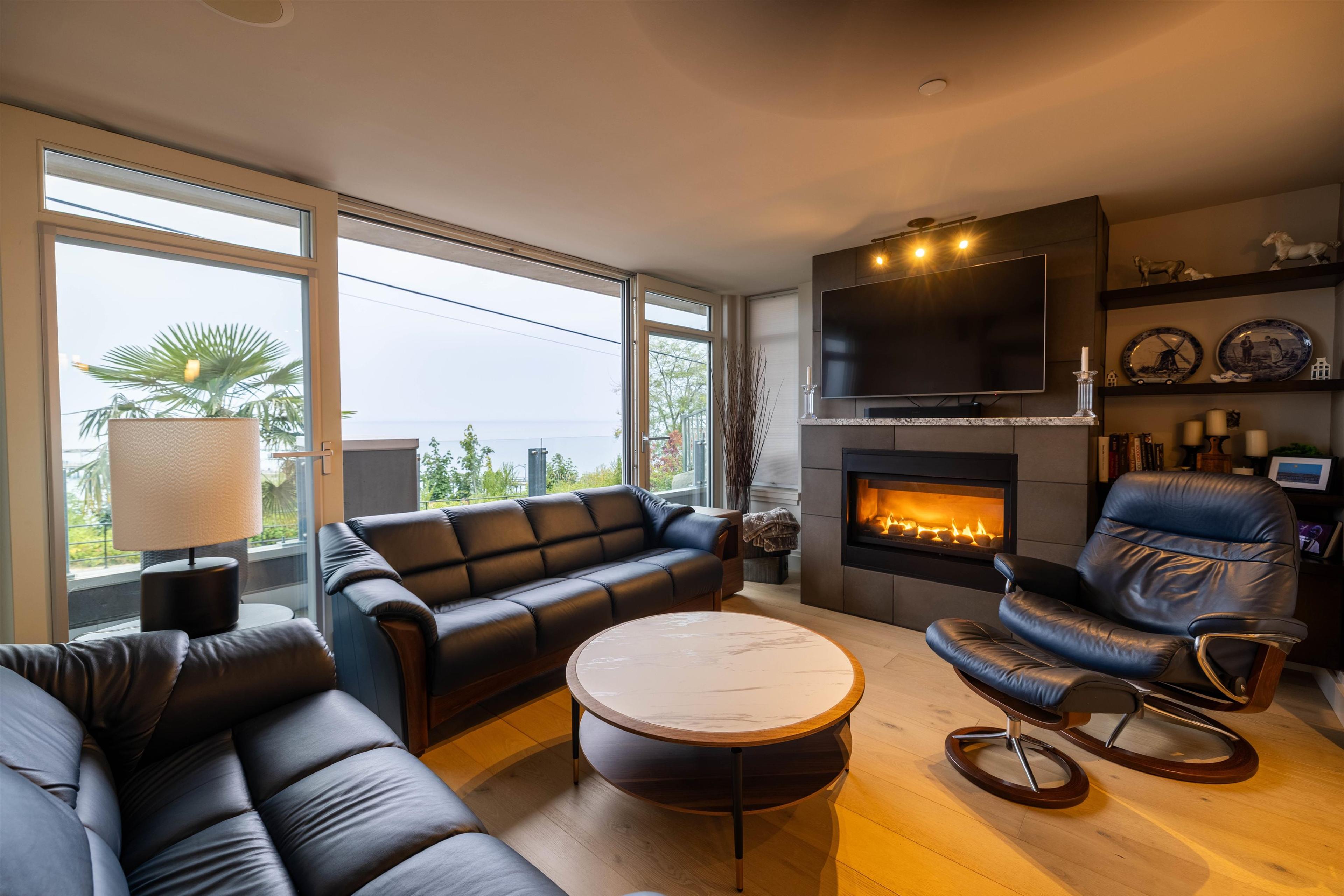 #101 15097 MARINE DRIVE - 12