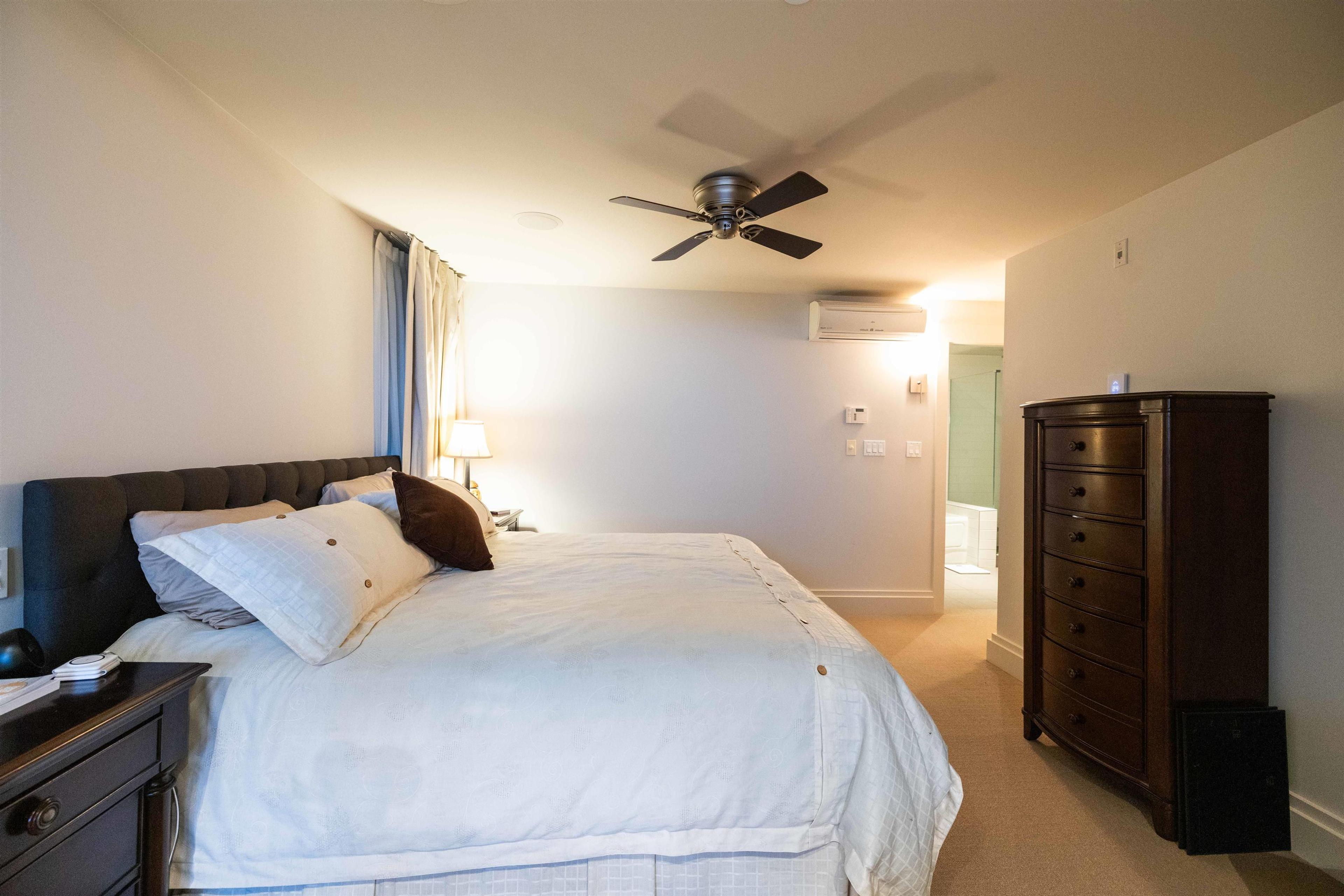 #101 15097 MARINE DRIVE - 25