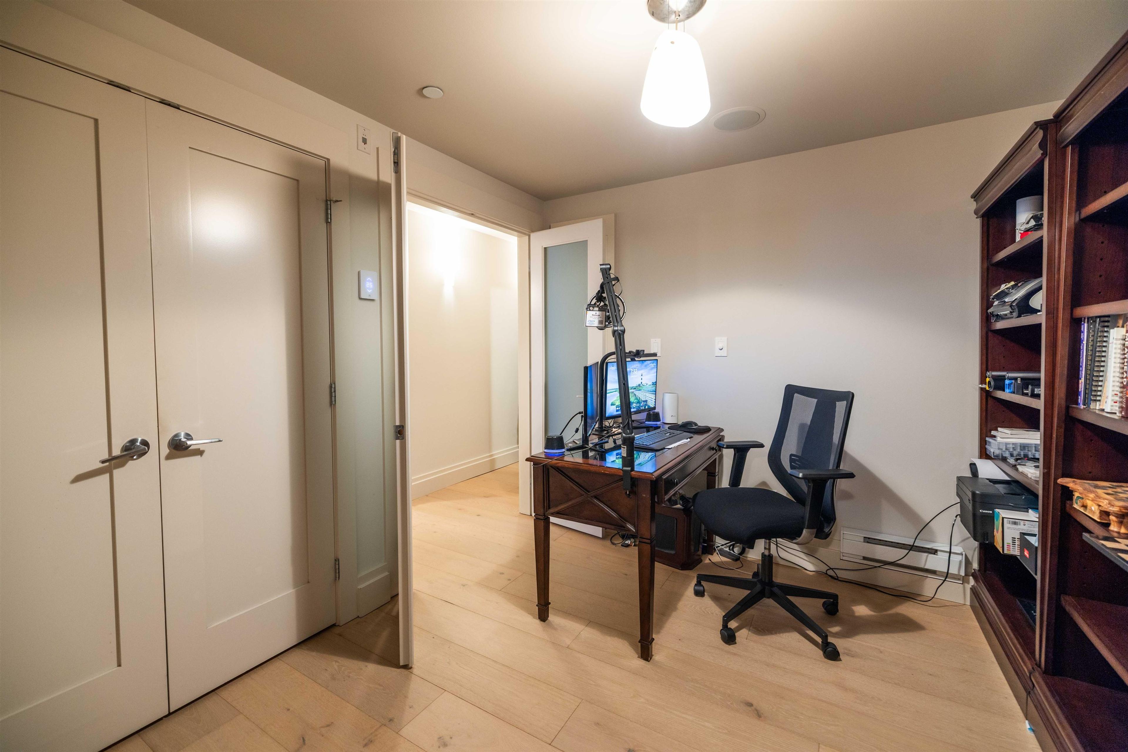 #101 15097 MARINE DRIVE - 29