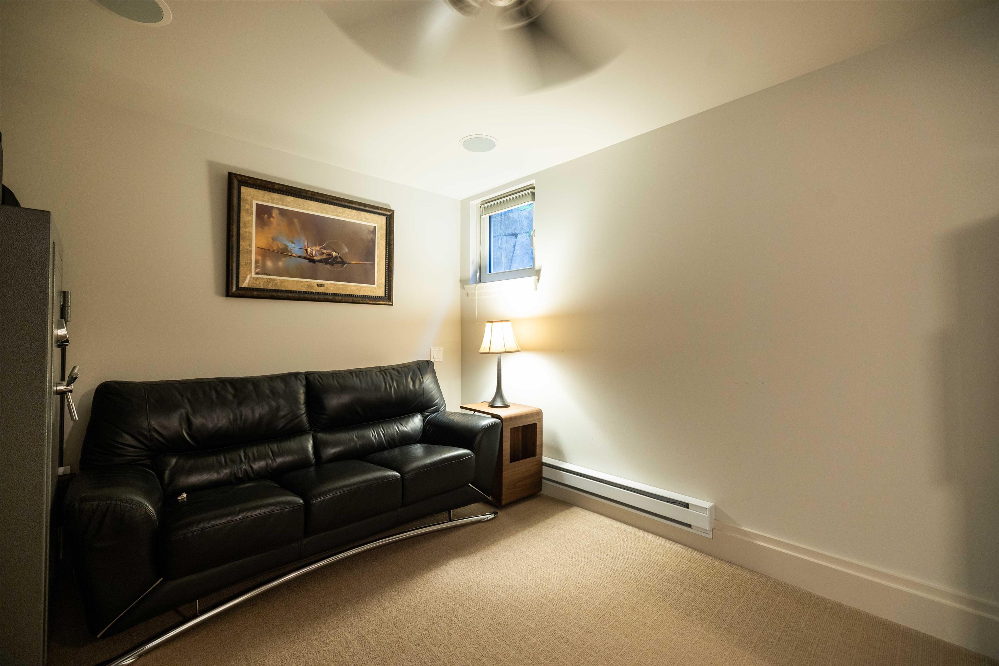 #101 15097 MARINE DRIVE - 32