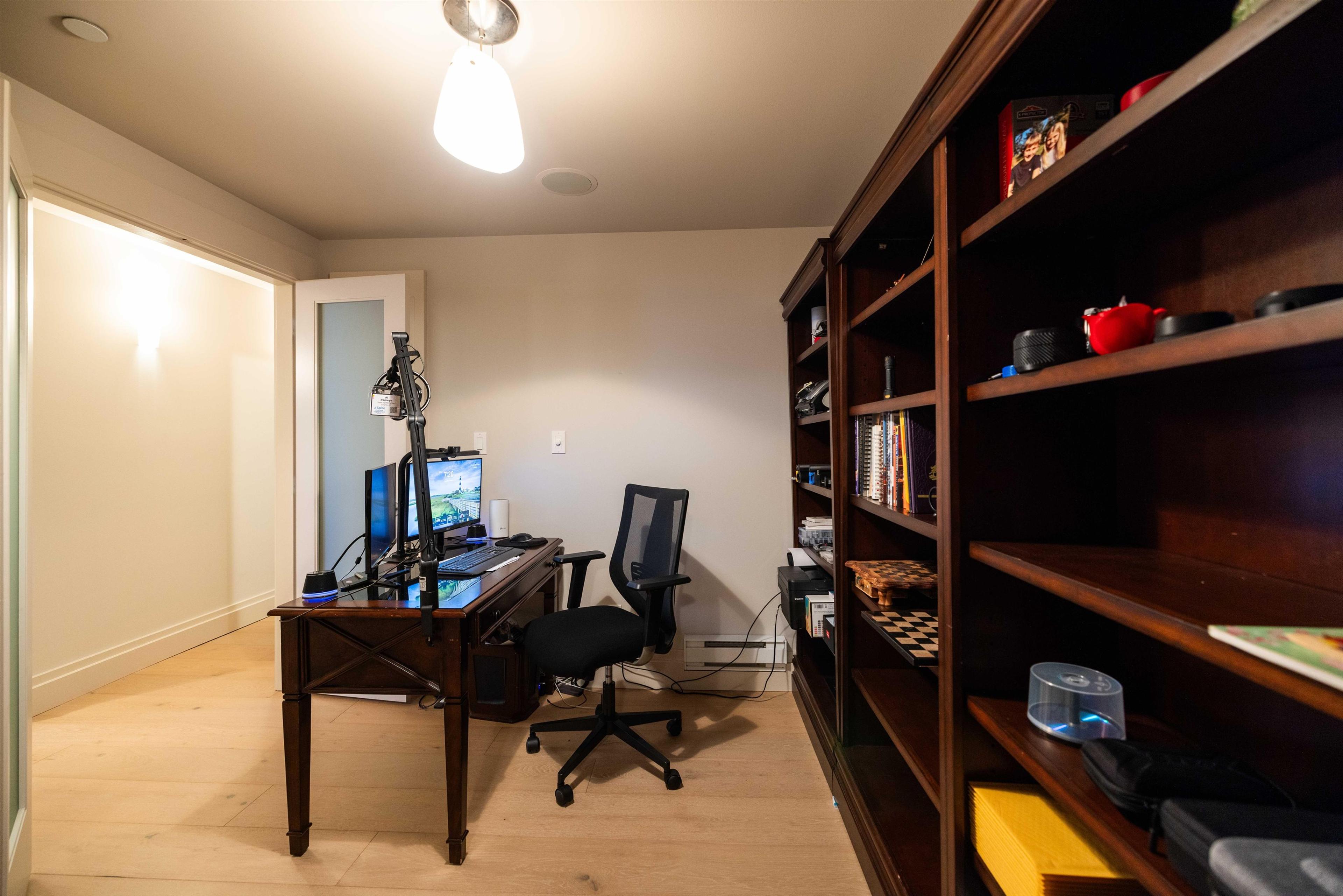 #101 15097 MARINE DRIVE - 30