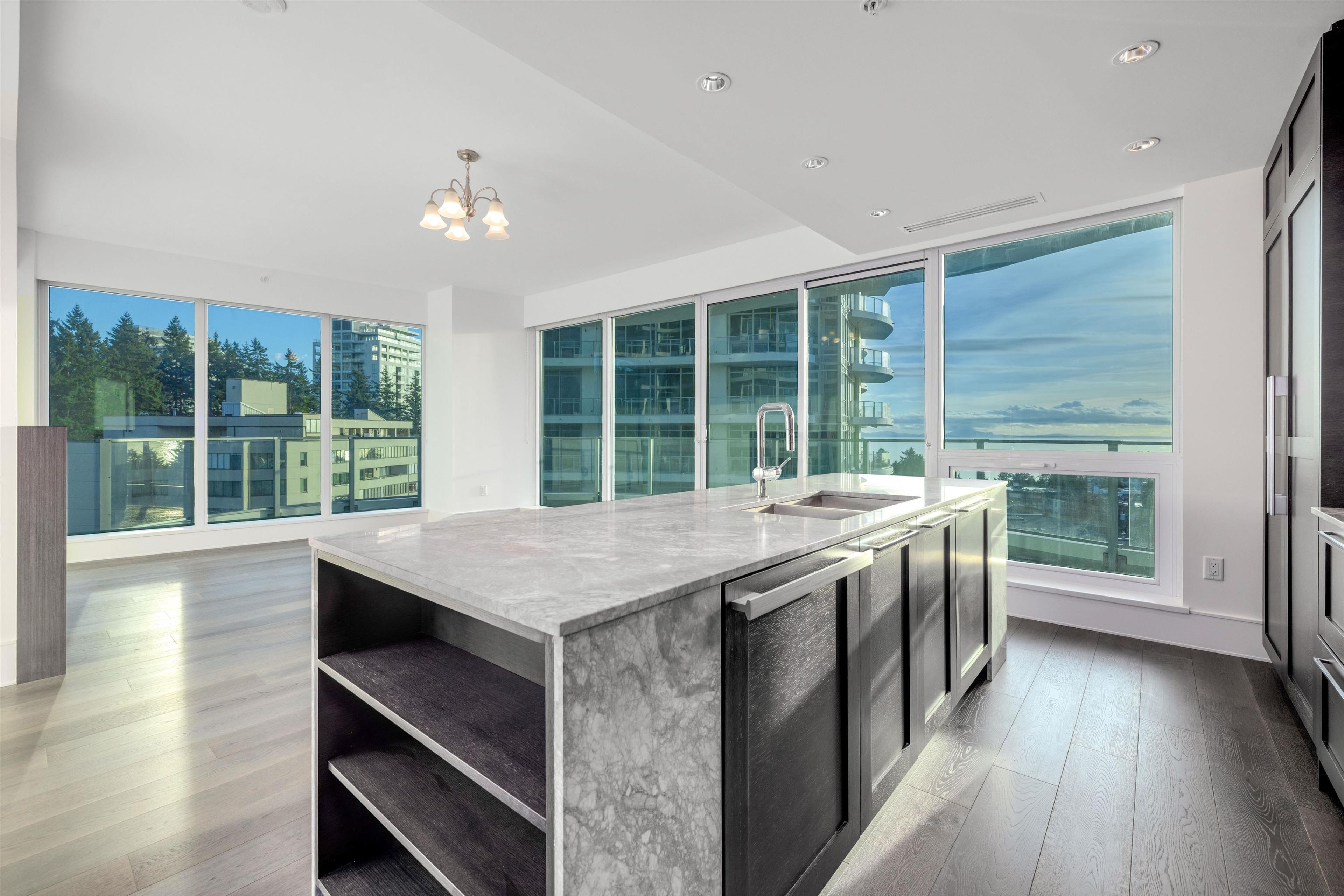 #604 1501 FOSTER STREET - 12