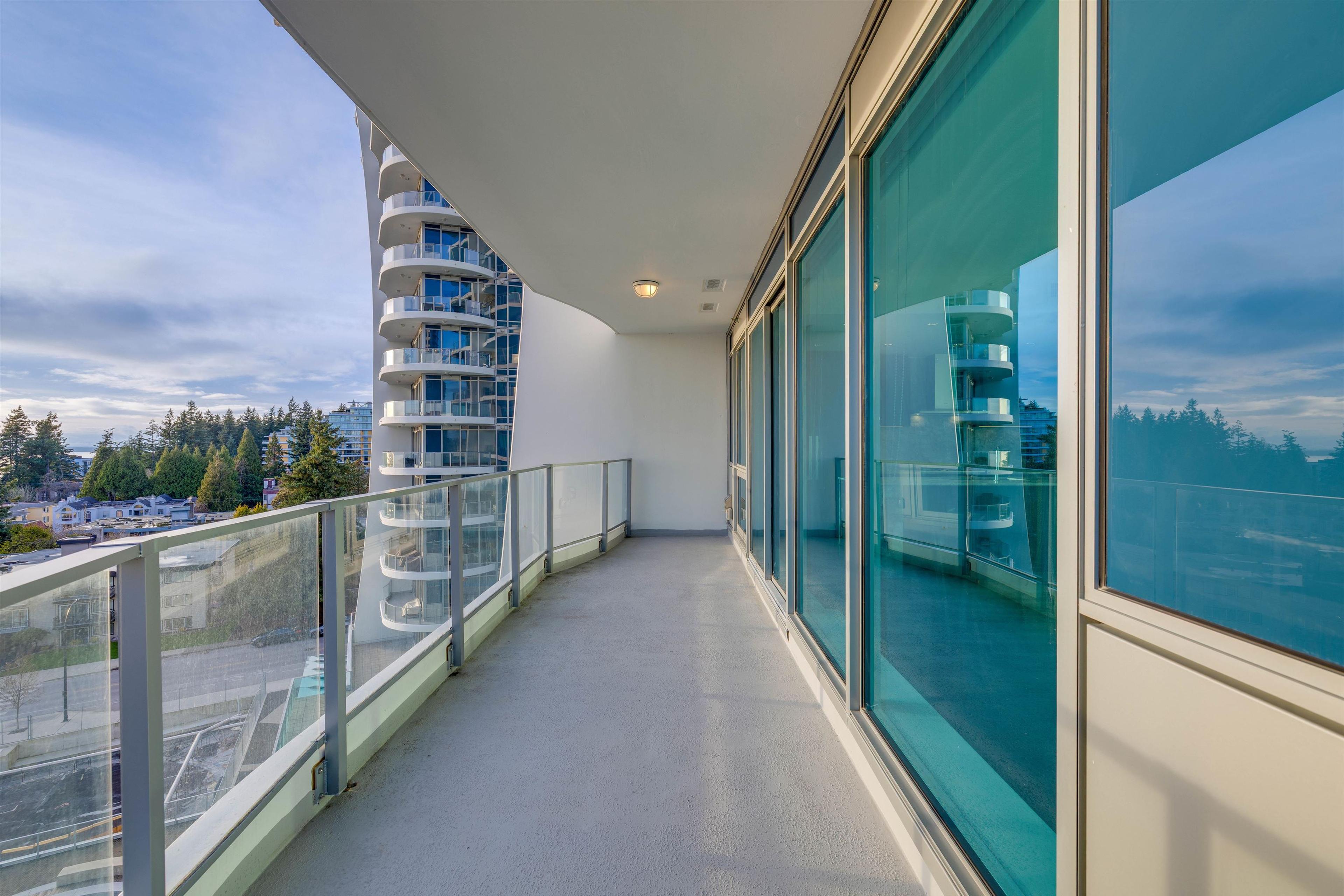 #604 1501 FOSTER STREET - 26