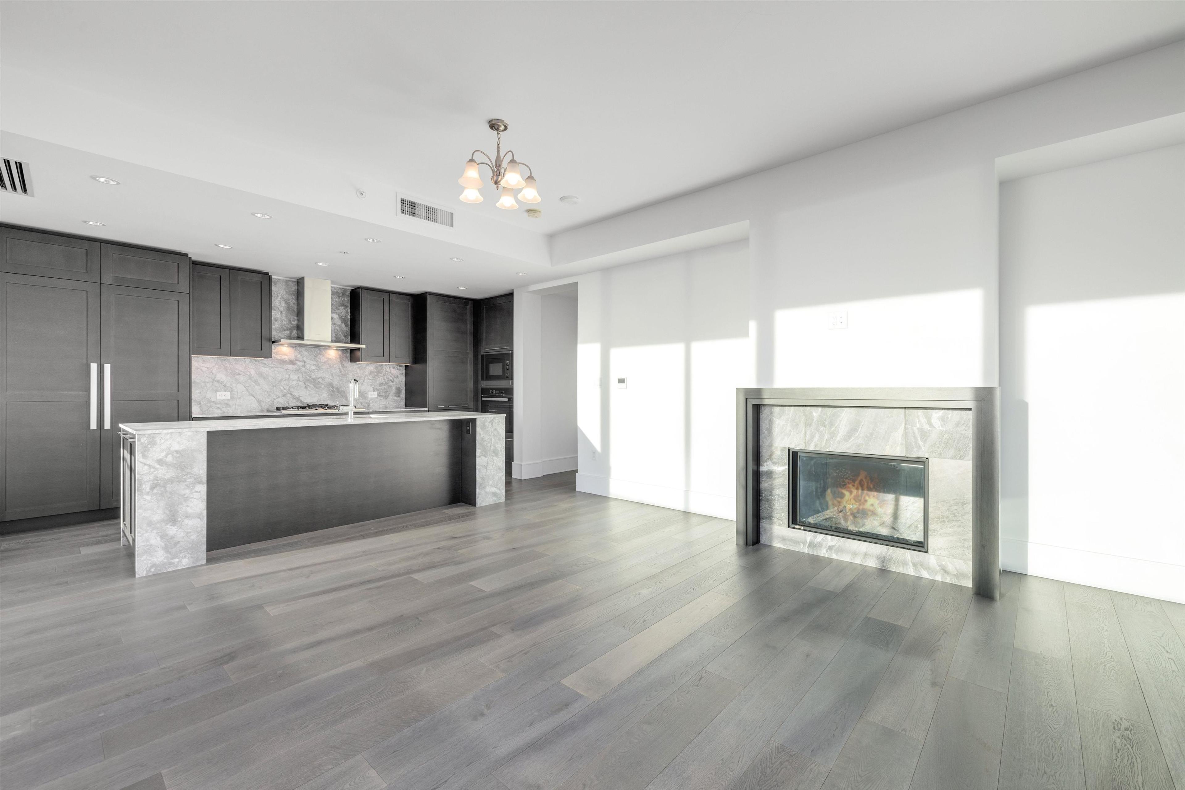 #604 1501 FOSTER STREET - 5