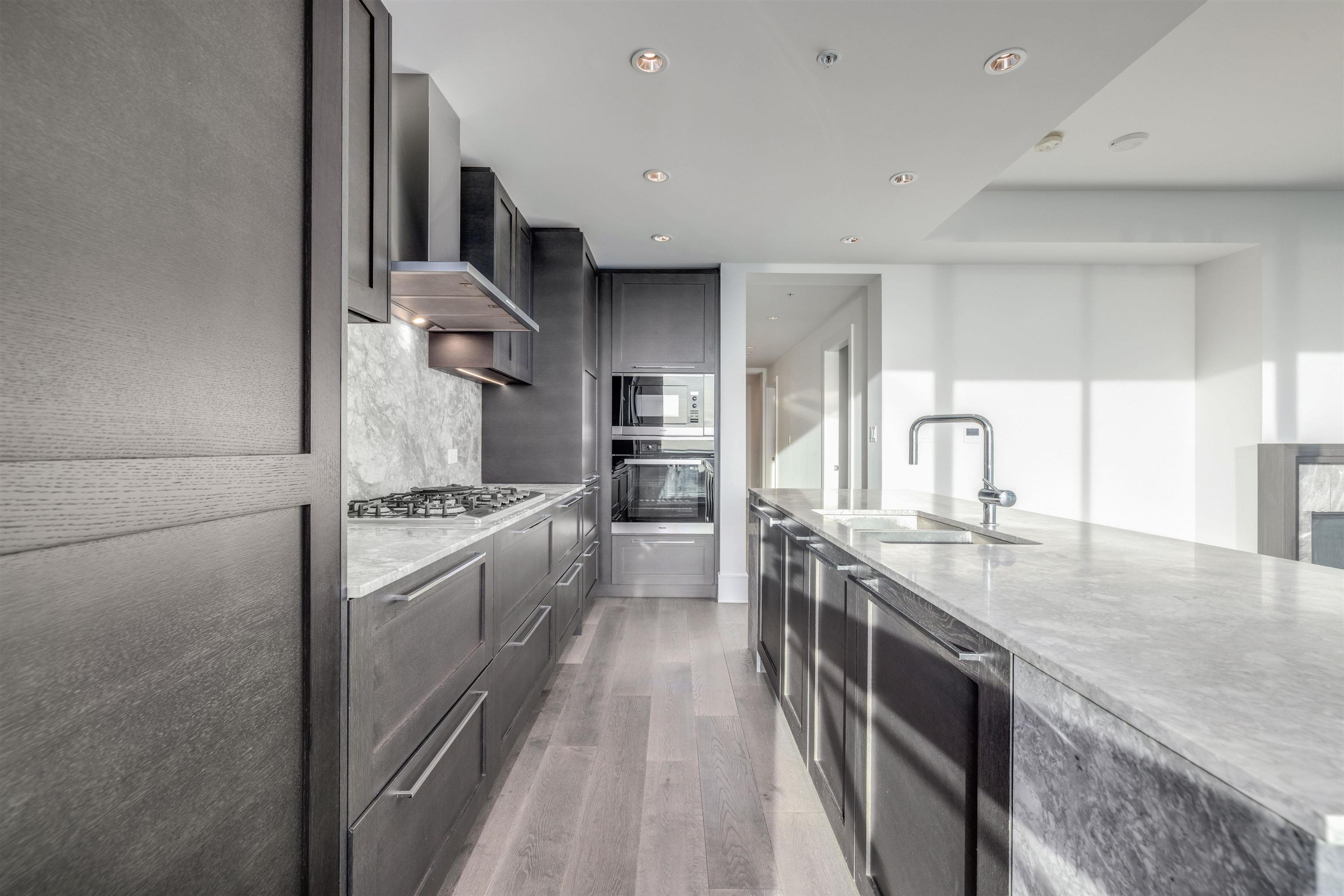 #604 1501 FOSTER STREET - 9