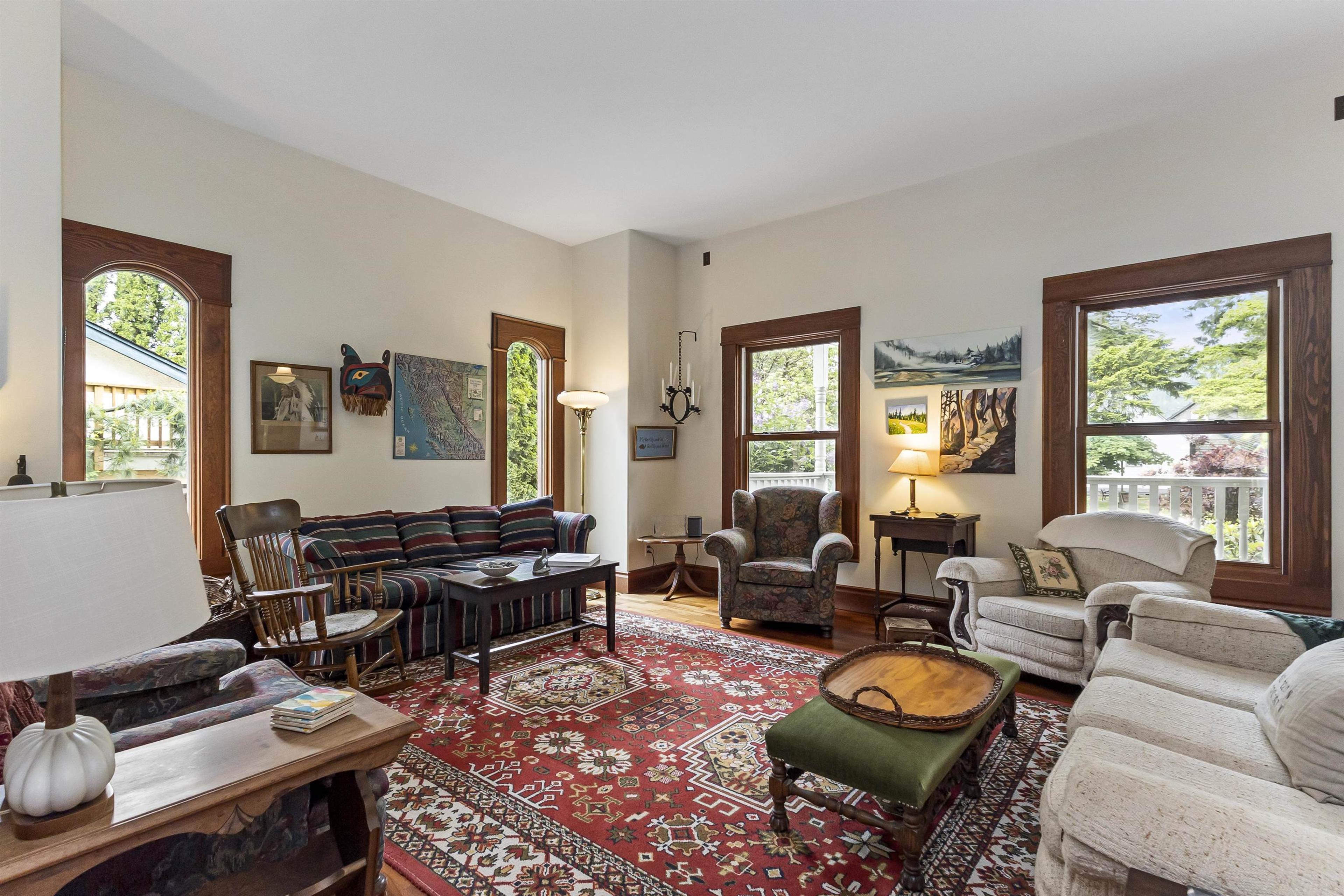 690 FRASER AVENUE - Image 2