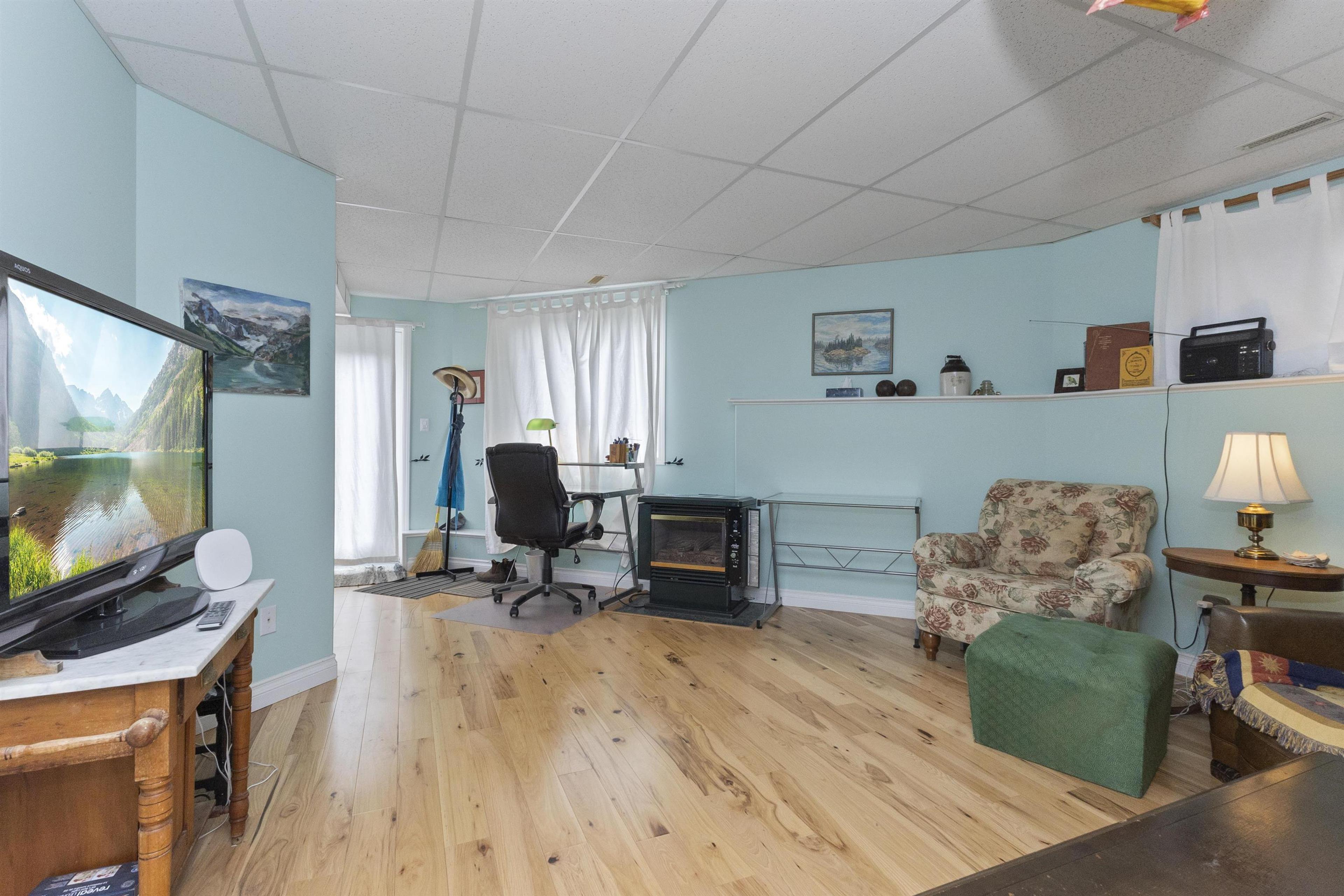 690 FRASER AVENUE - 28