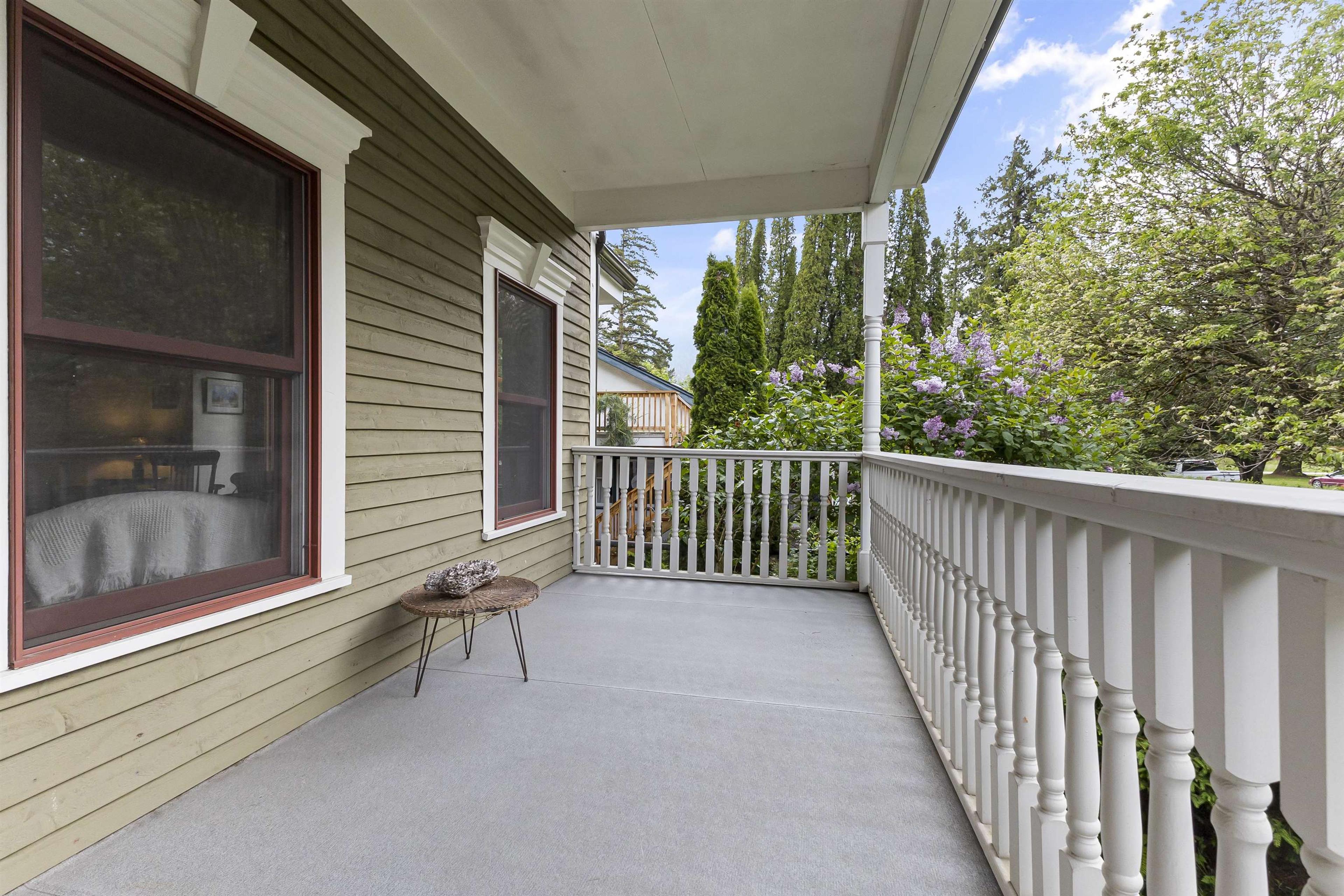 690 FRASER AVENUE - 34