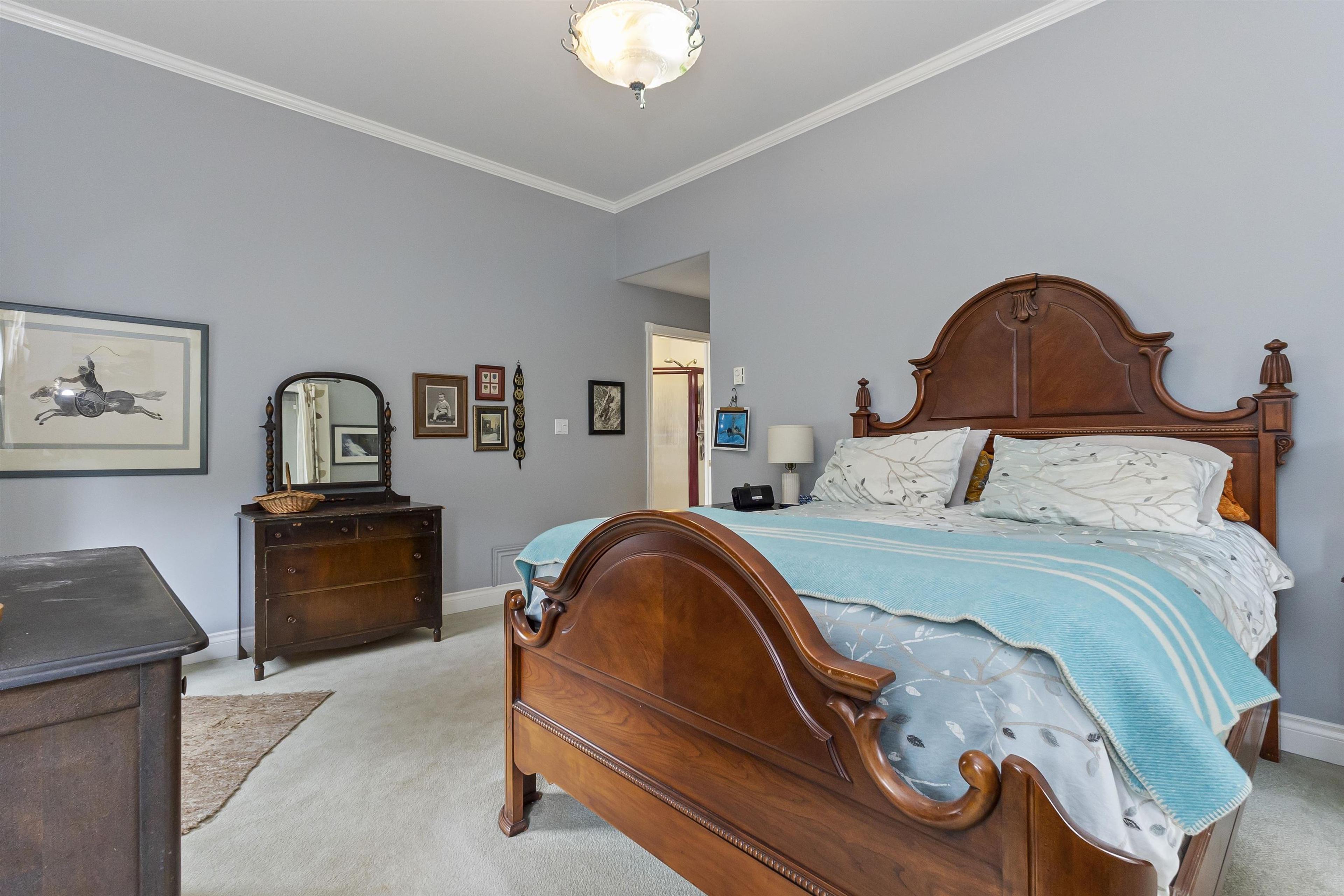 690 FRASER AVENUE - 19