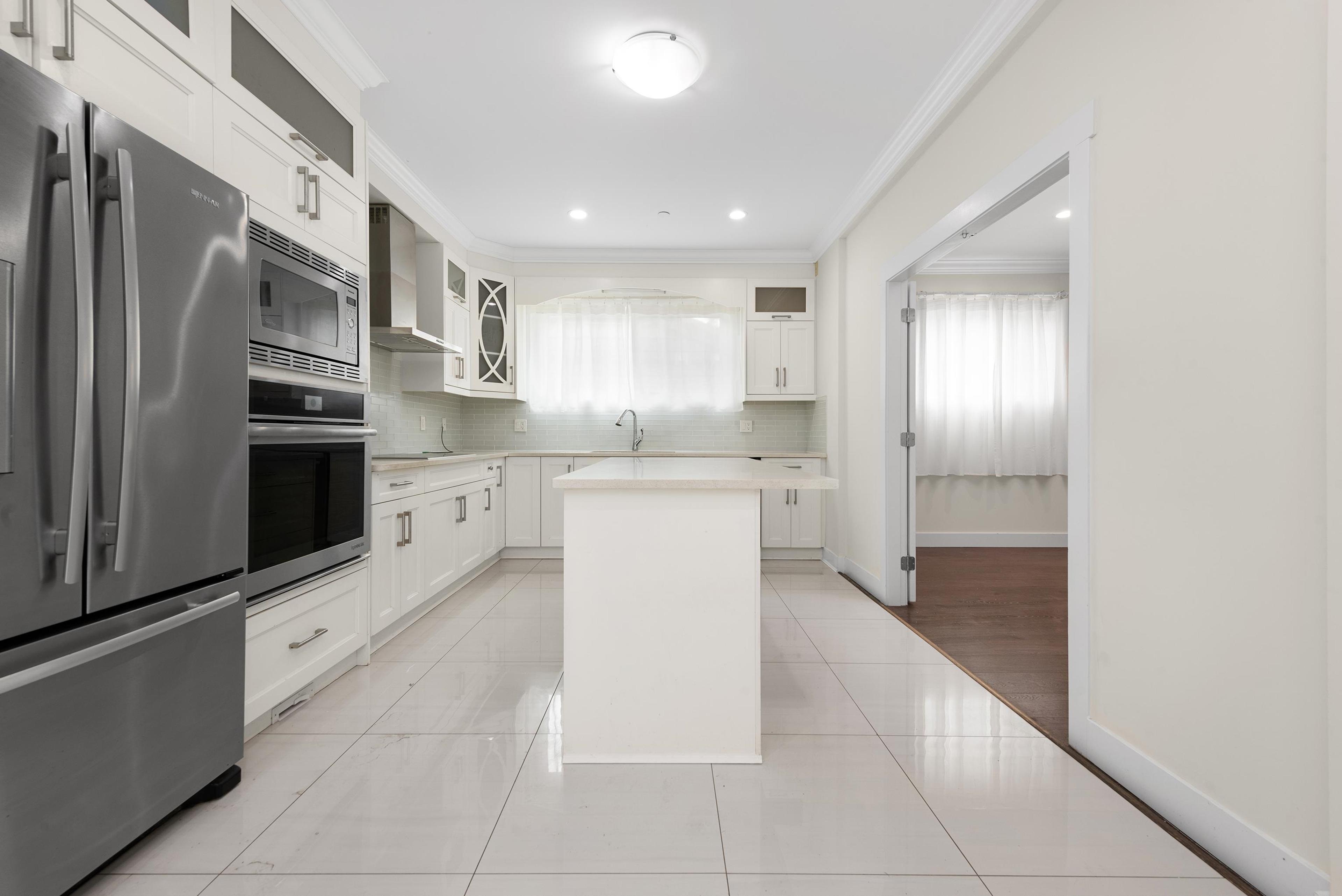 13766 NORTH BLUFF ROAD - 10