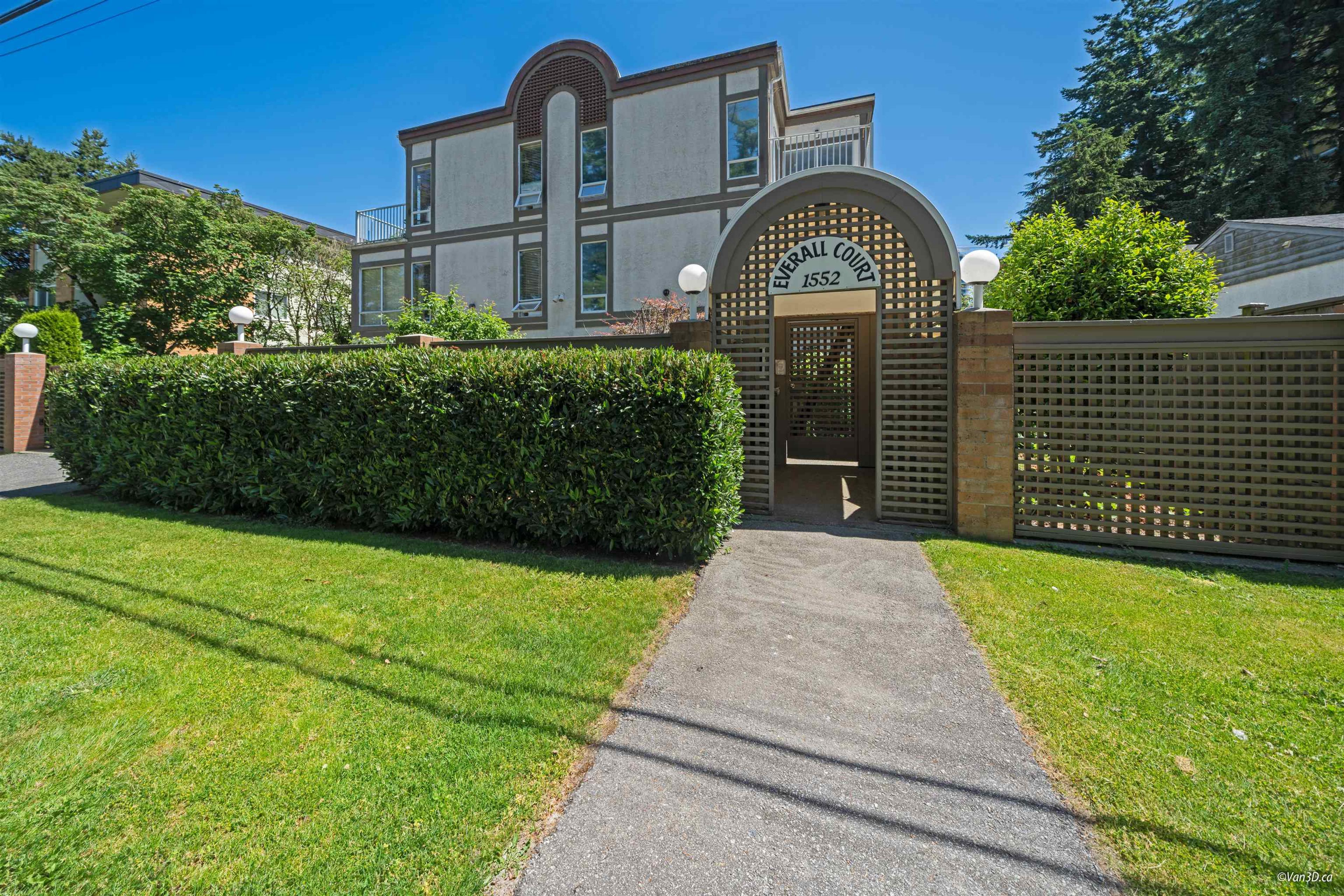 #3 1552 EVERALL STREET - Image 2