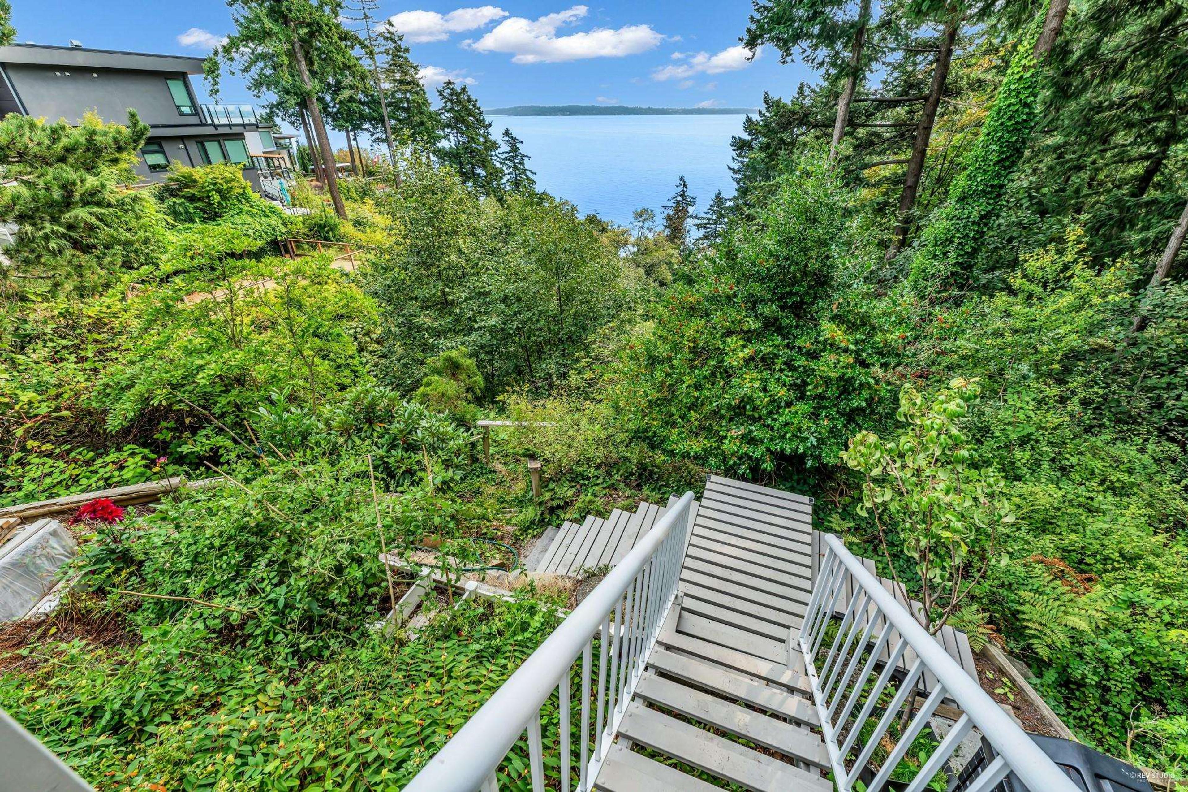 14104 MARINE DRIVE - 37