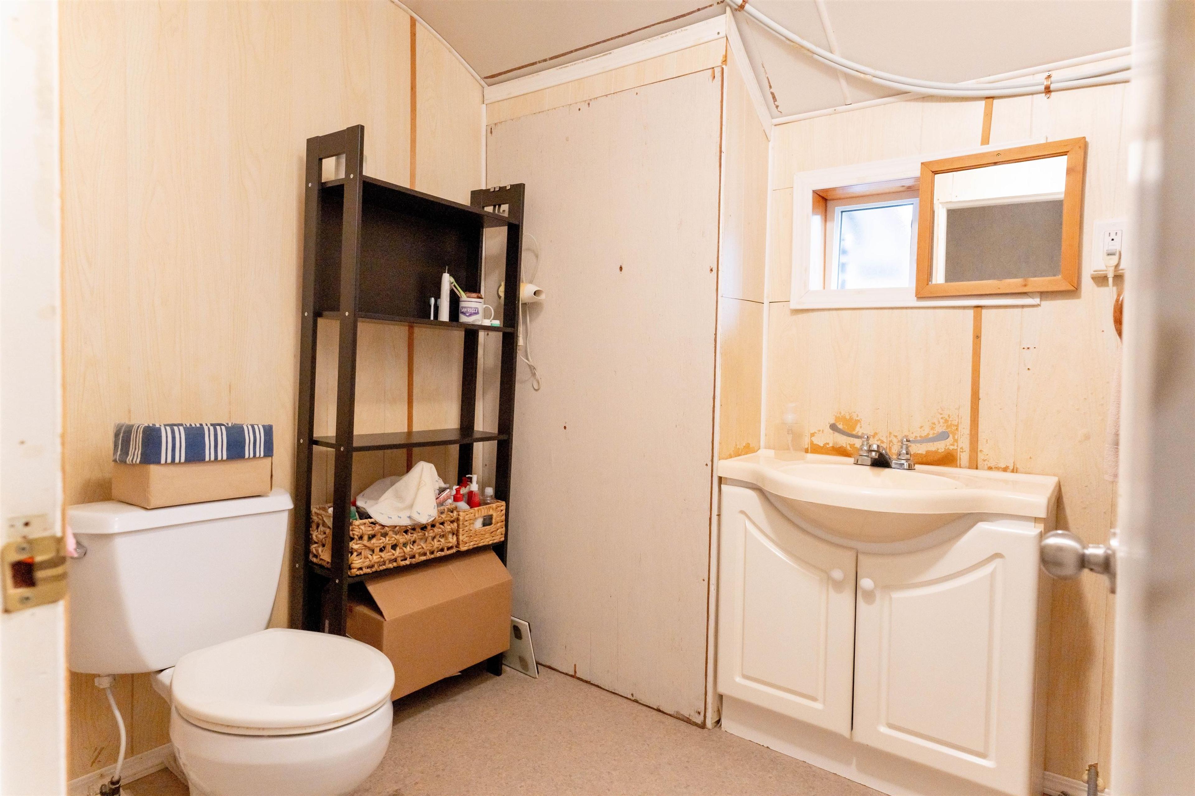 42259 YARROW CENTRAL ROAD - Image 9