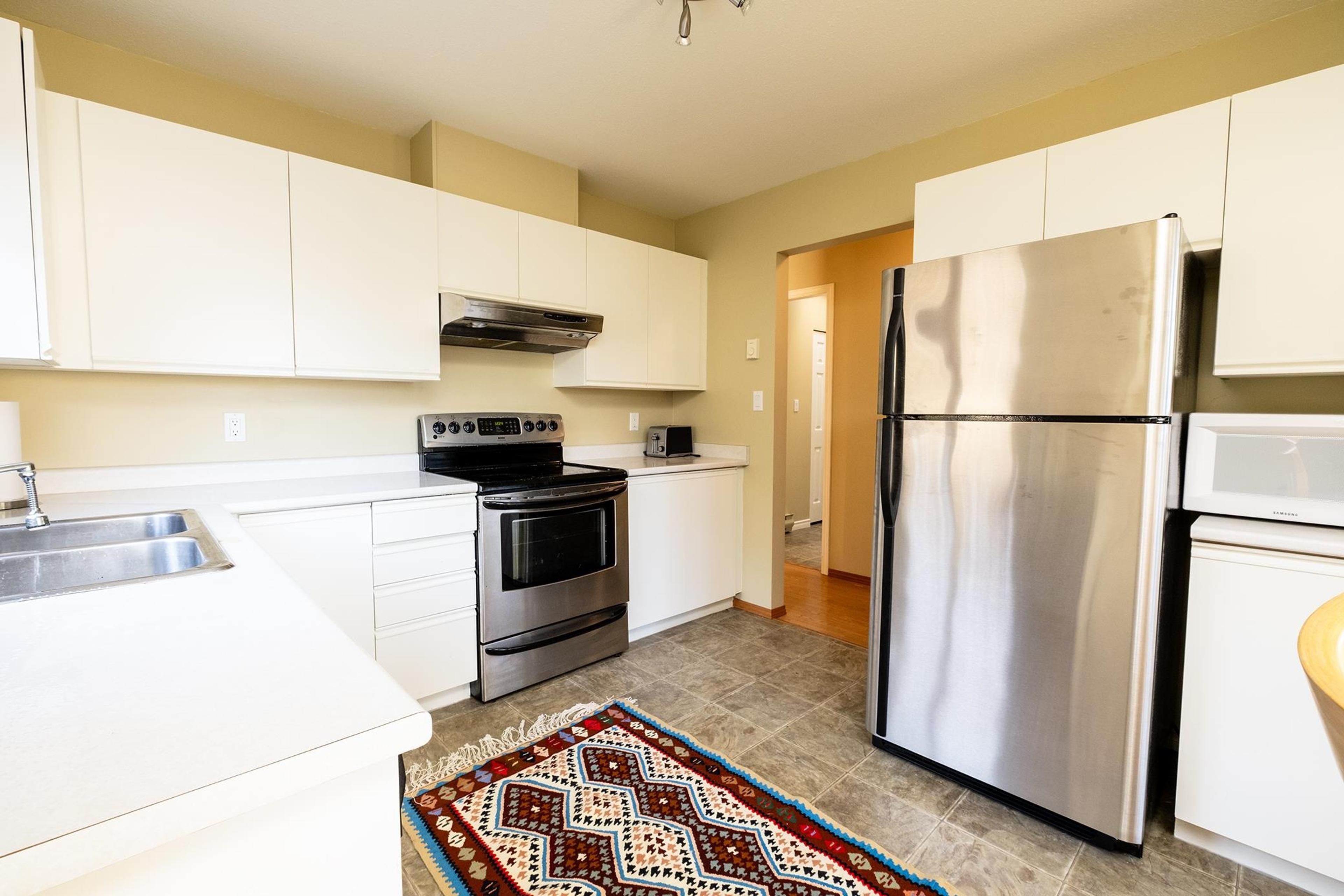 5462 KENSINGTON ROAD - 6