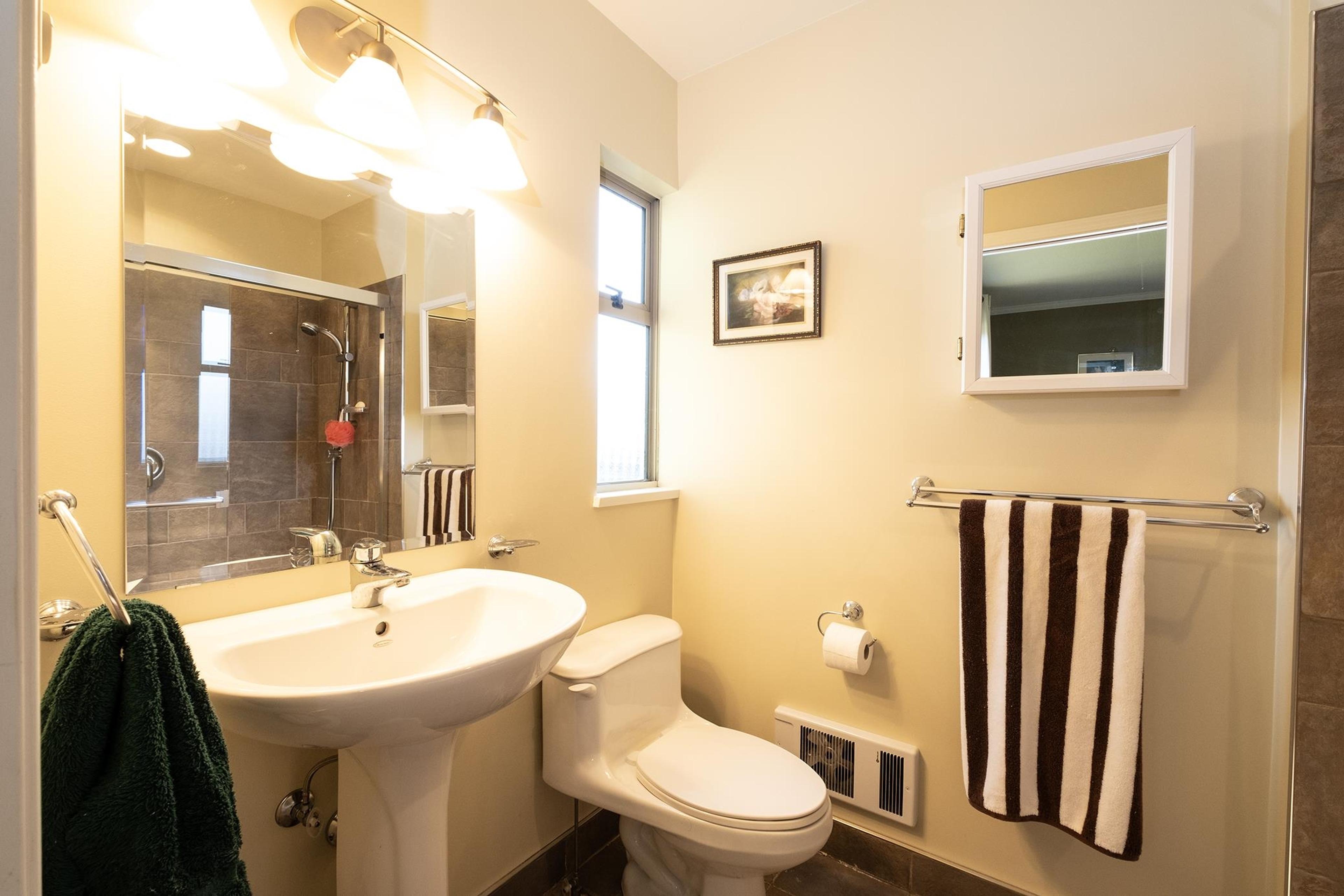 5462 KENSINGTON ROAD - 15