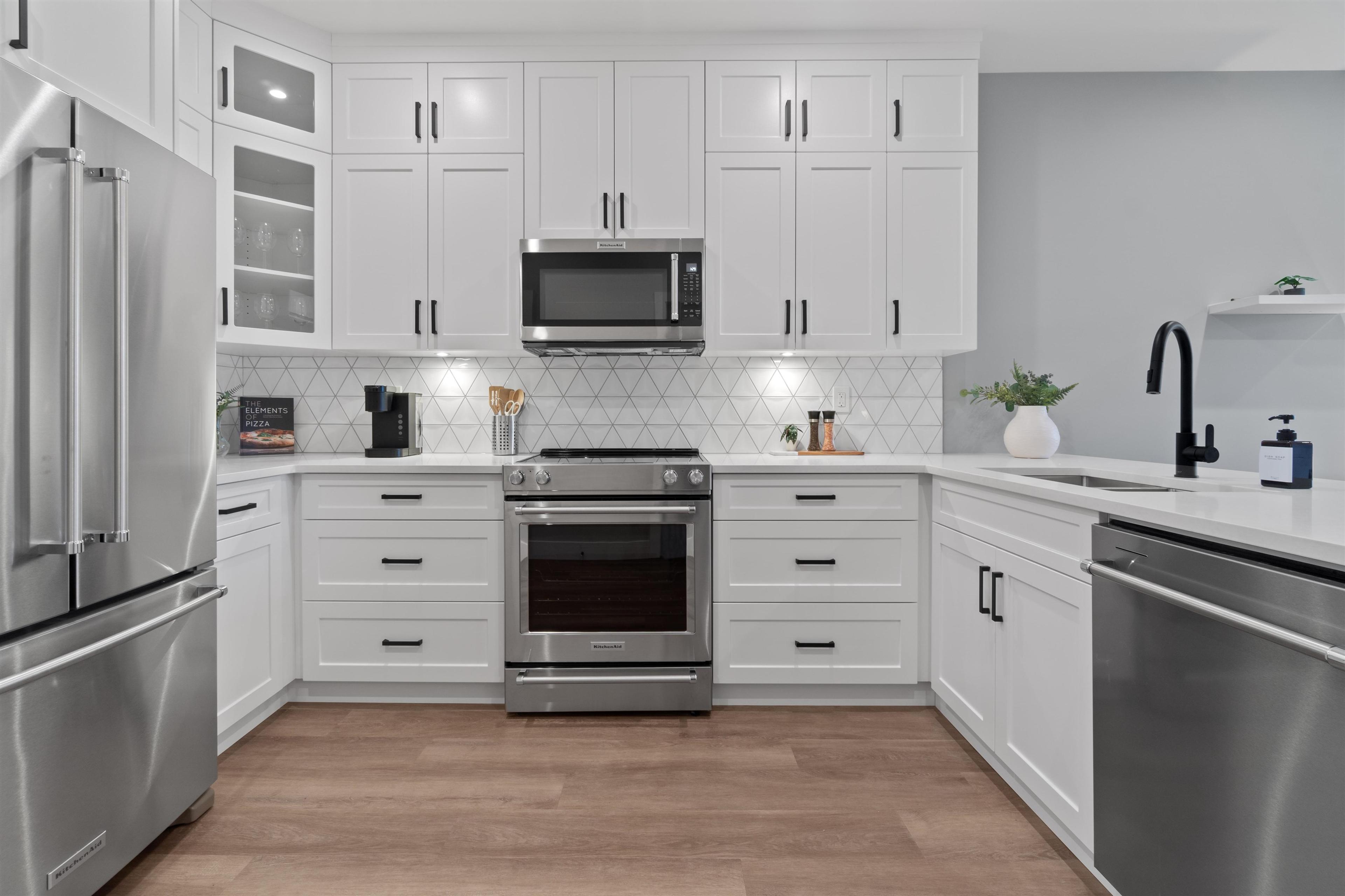 #106 470 ESPLANADE AVENUE - Image 6