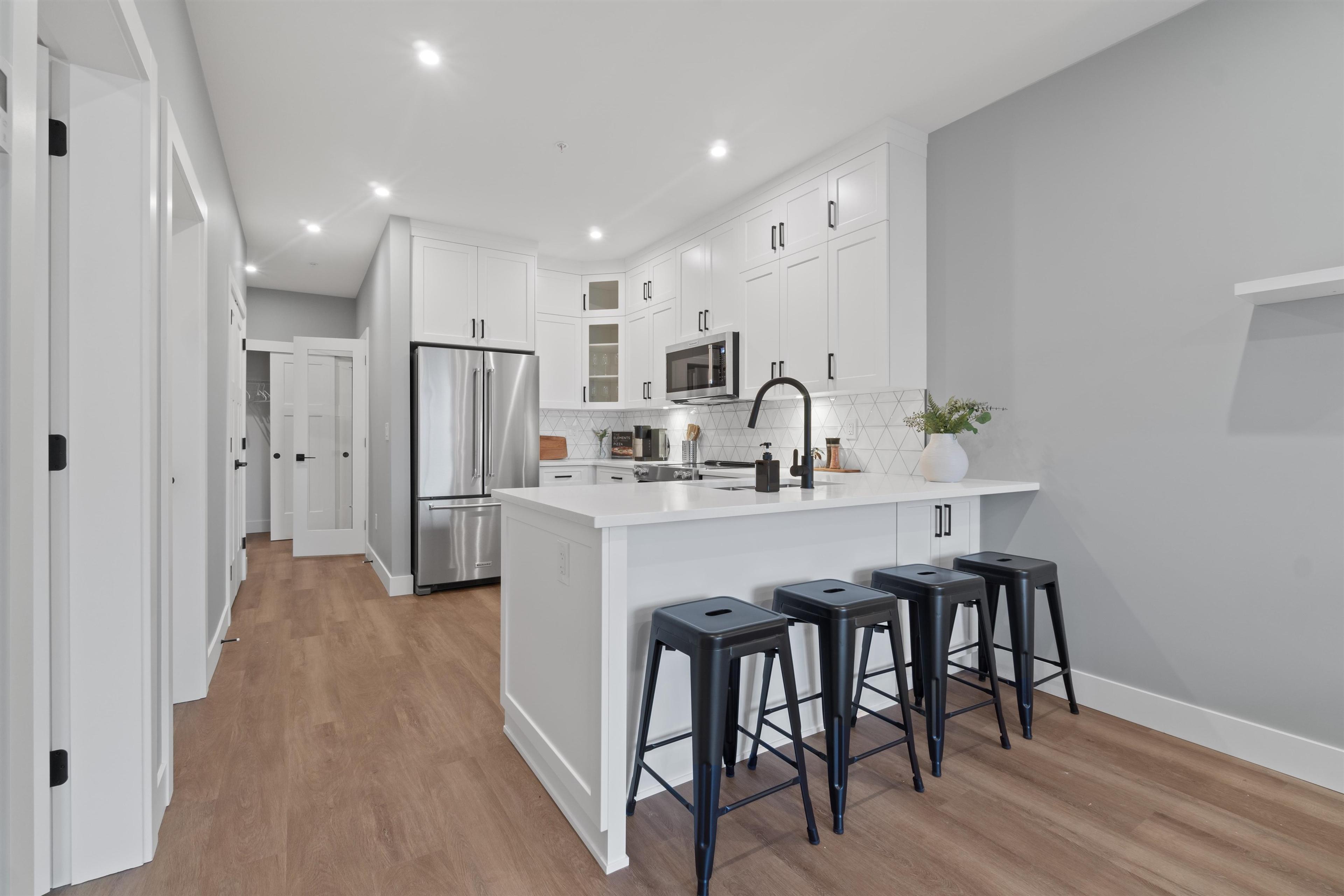 #106 470 ESPLANADE AVENUE - Image 15