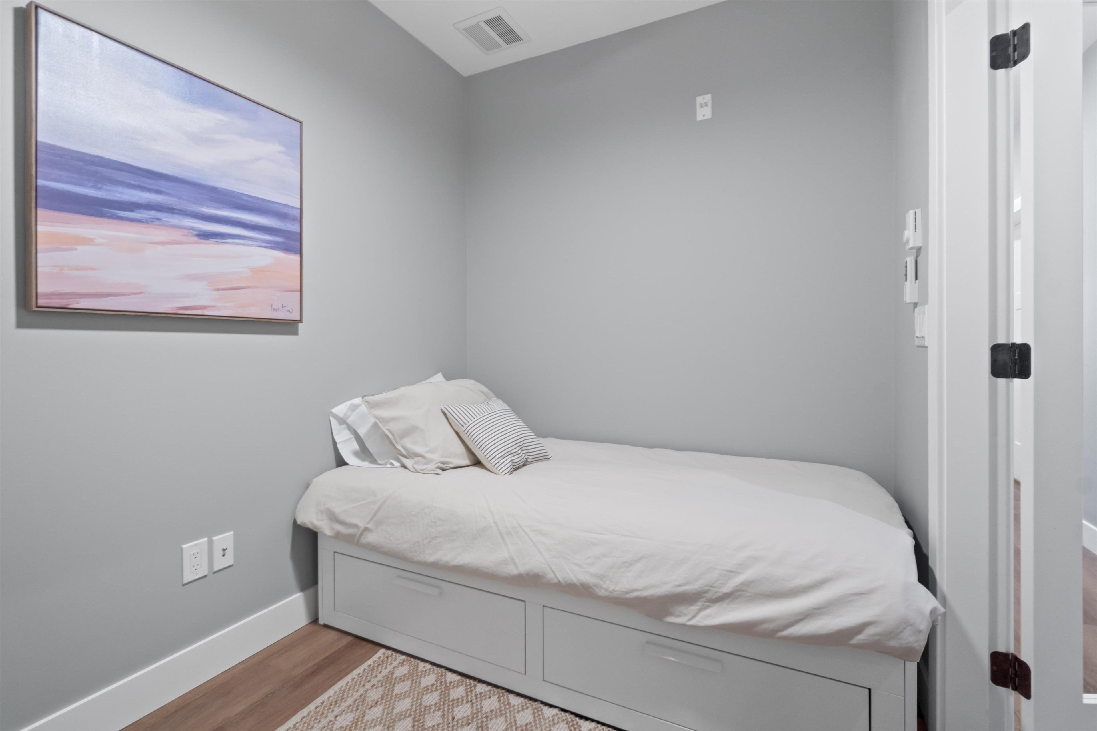 #106 470 ESPLANADE AVENUE - Image 4