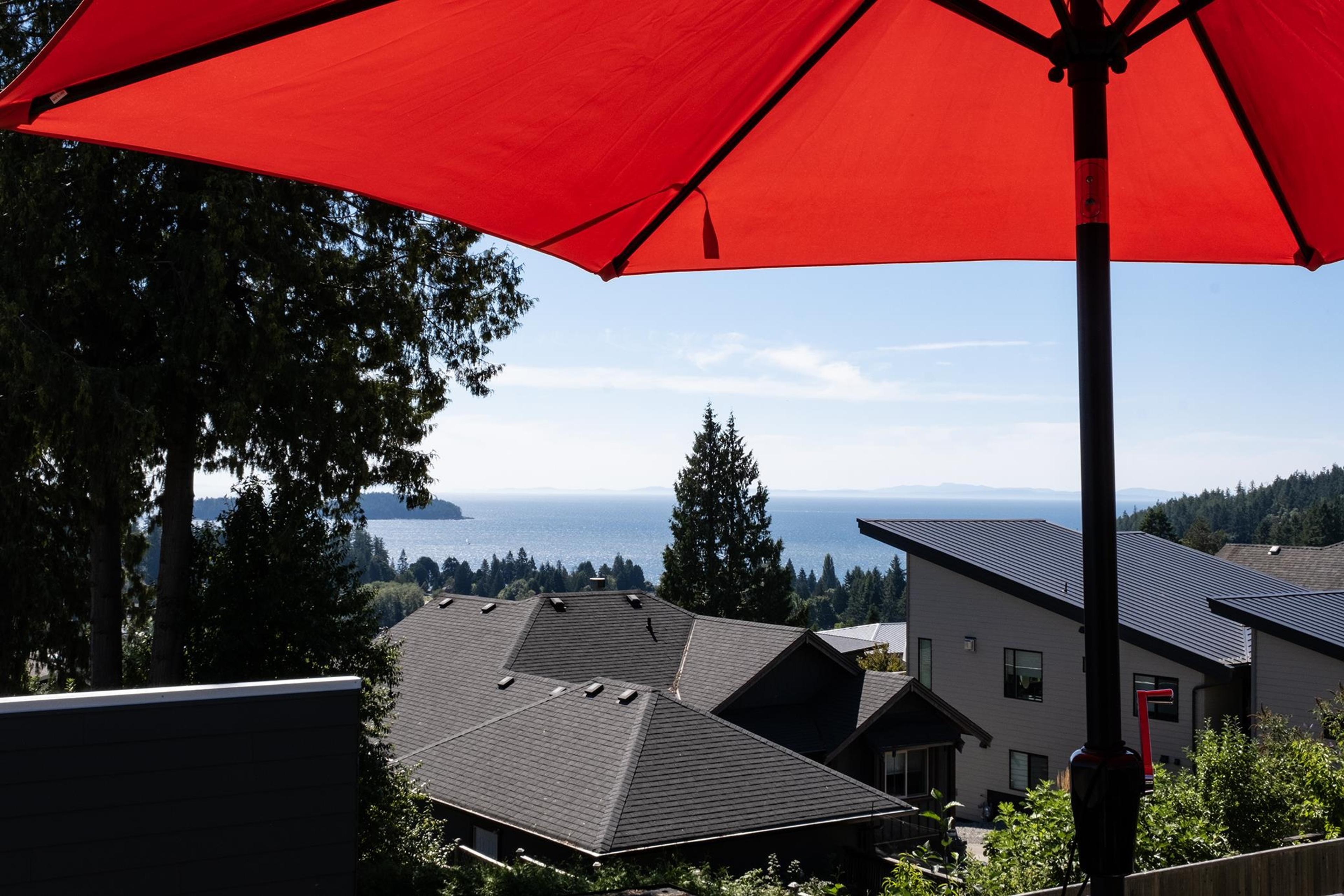 565 WILDWOOD CRESCENT - 26