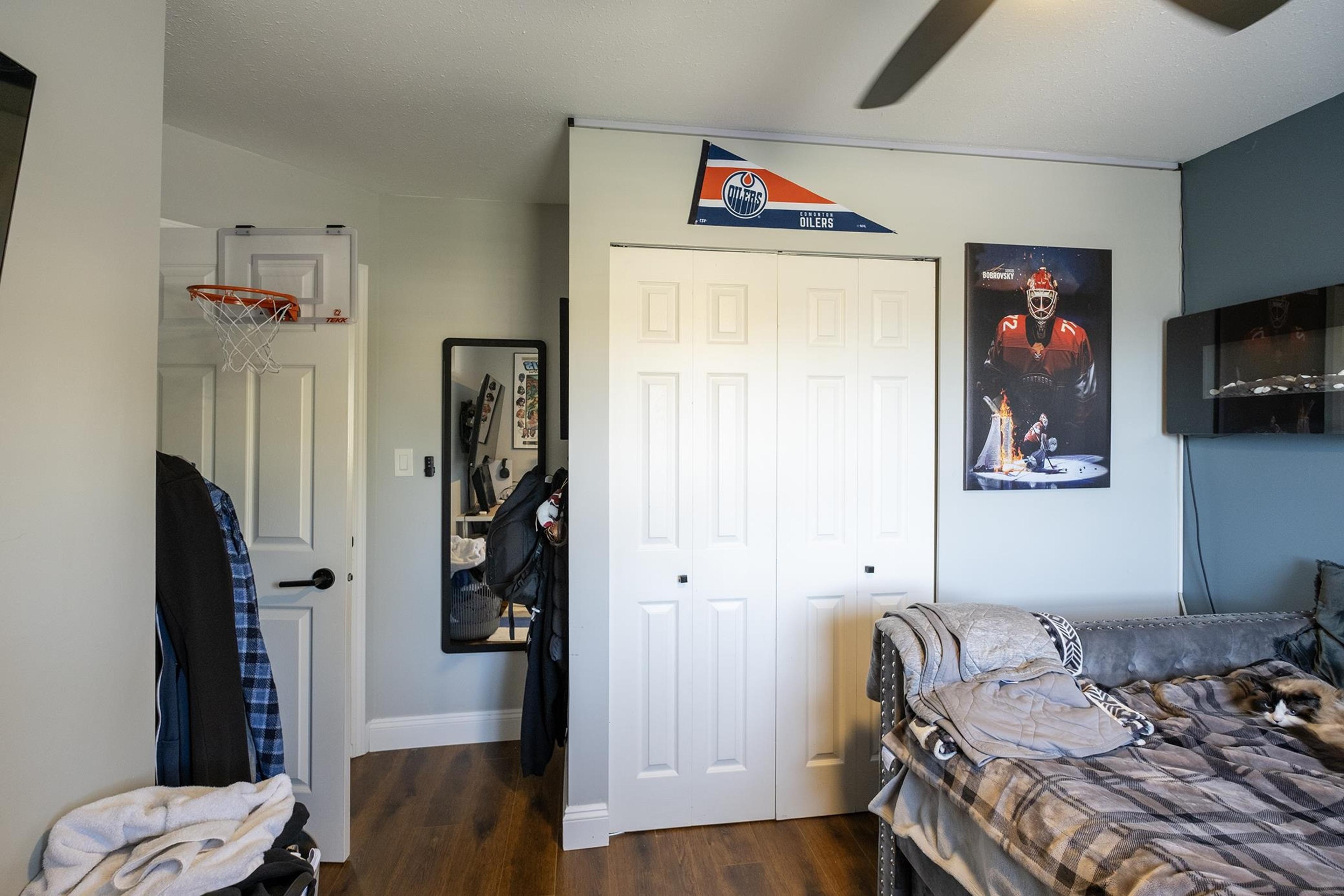 565 WILDWOOD CRESCENT - 33