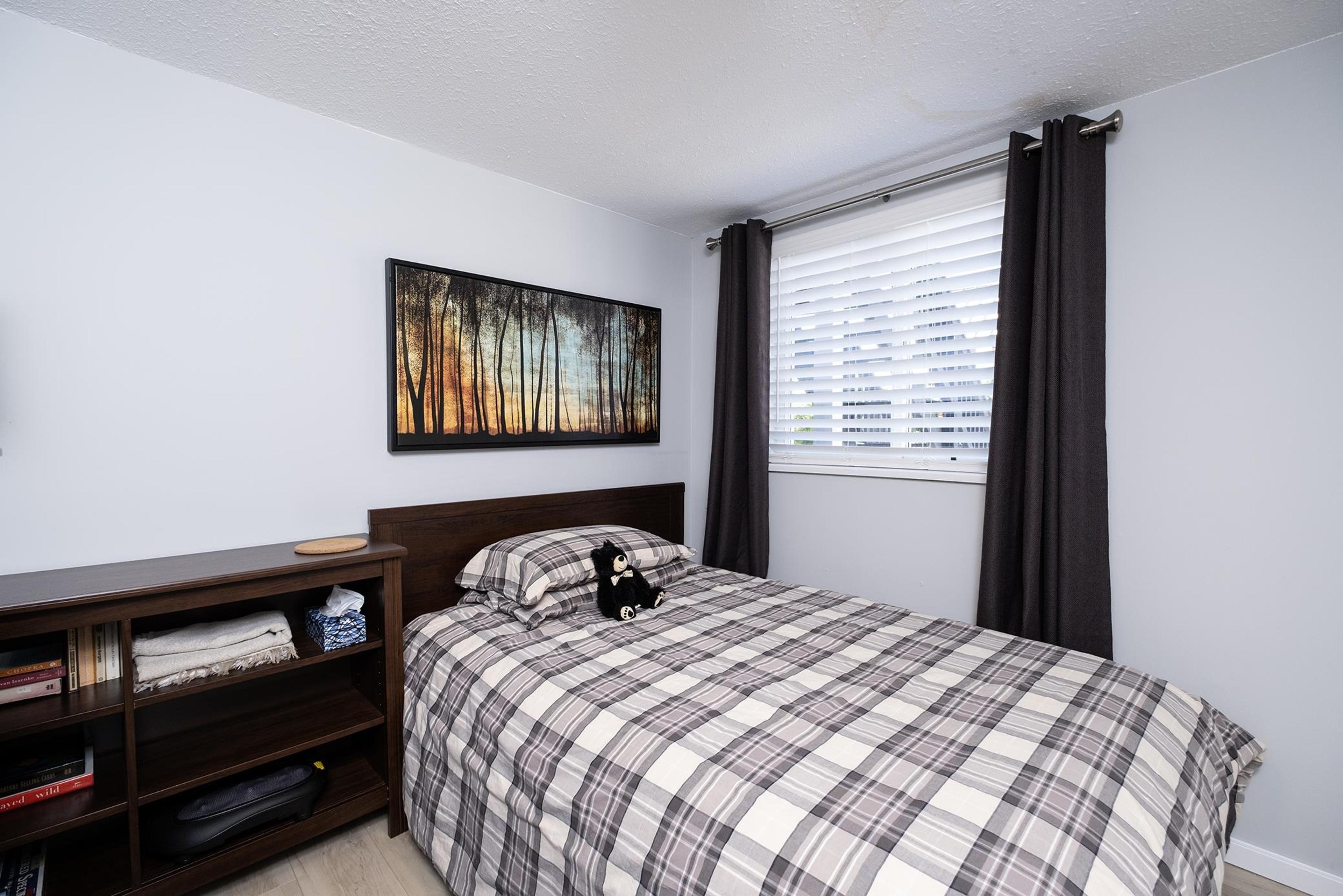 565 WILDWOOD CRESCENT - 14