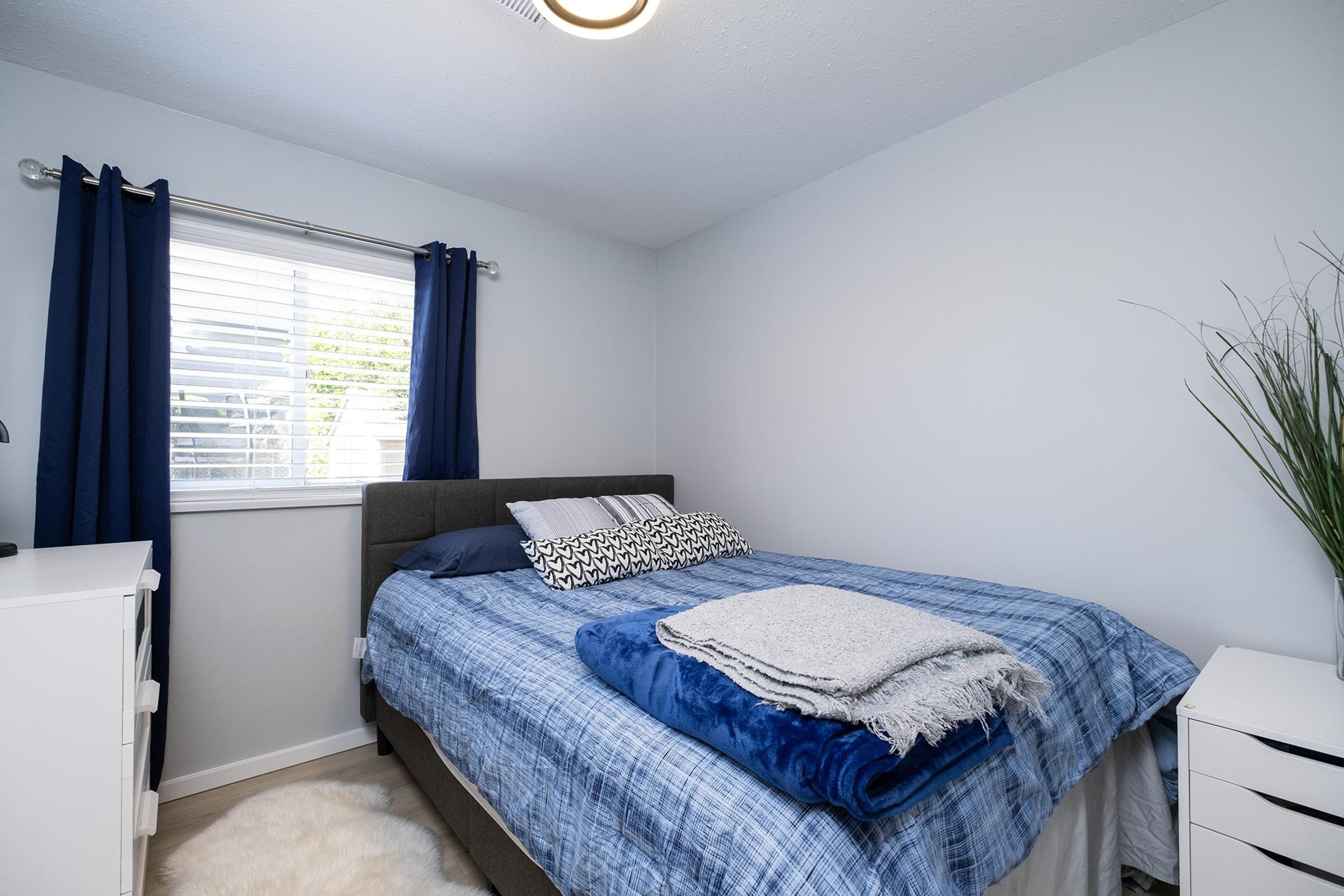 565 WILDWOOD CRESCENT - 15