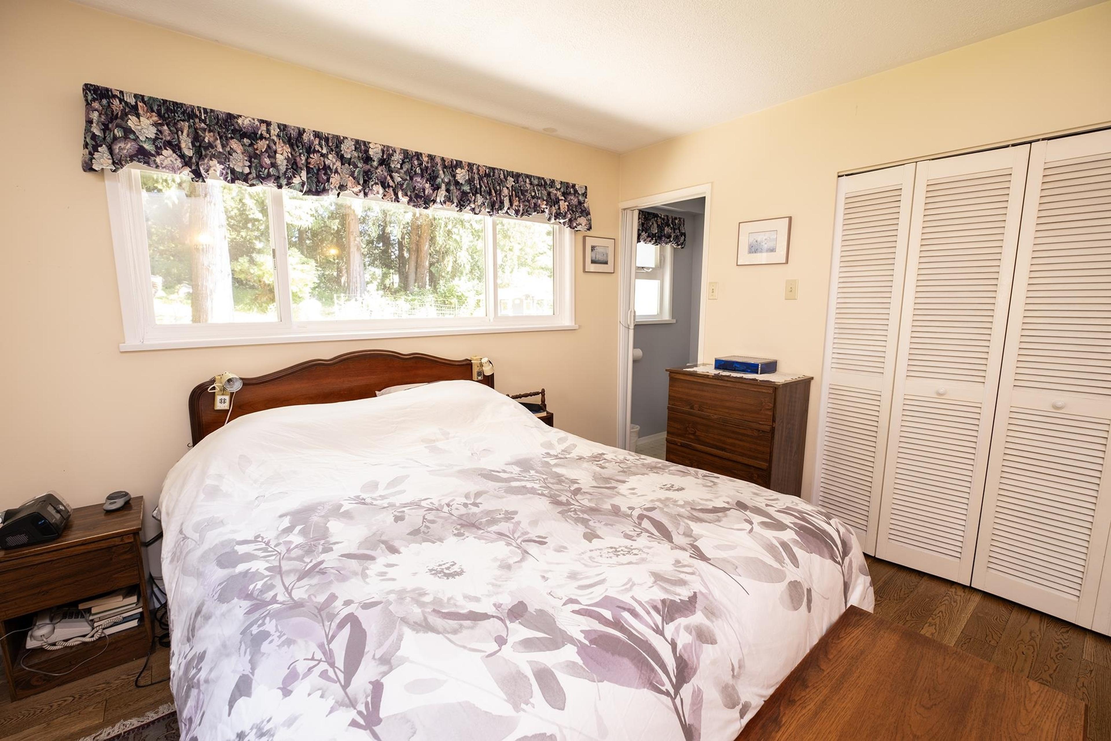 1238 GOWER POINT ROAD - 13