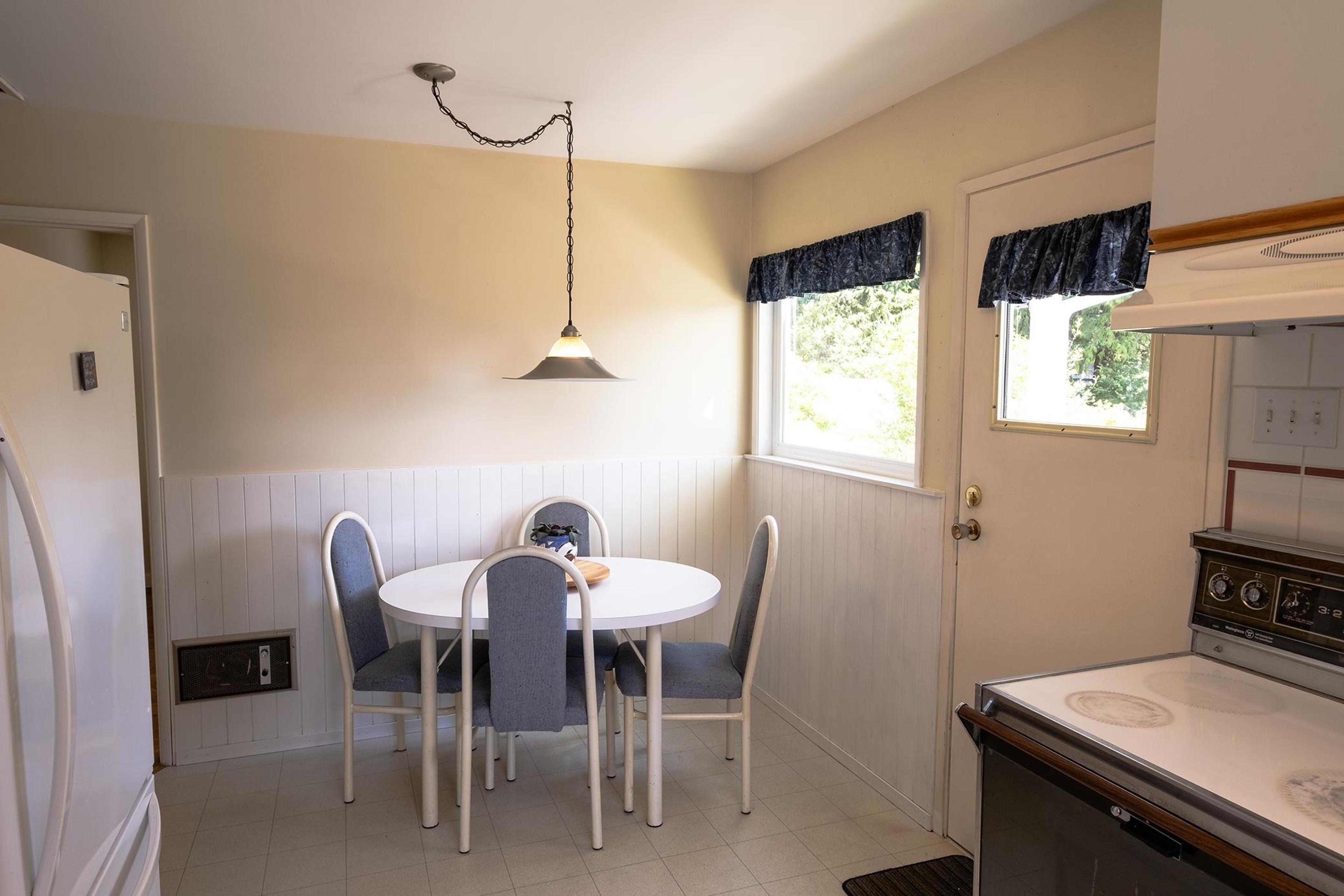 1238 GOWER POINT ROAD - 10