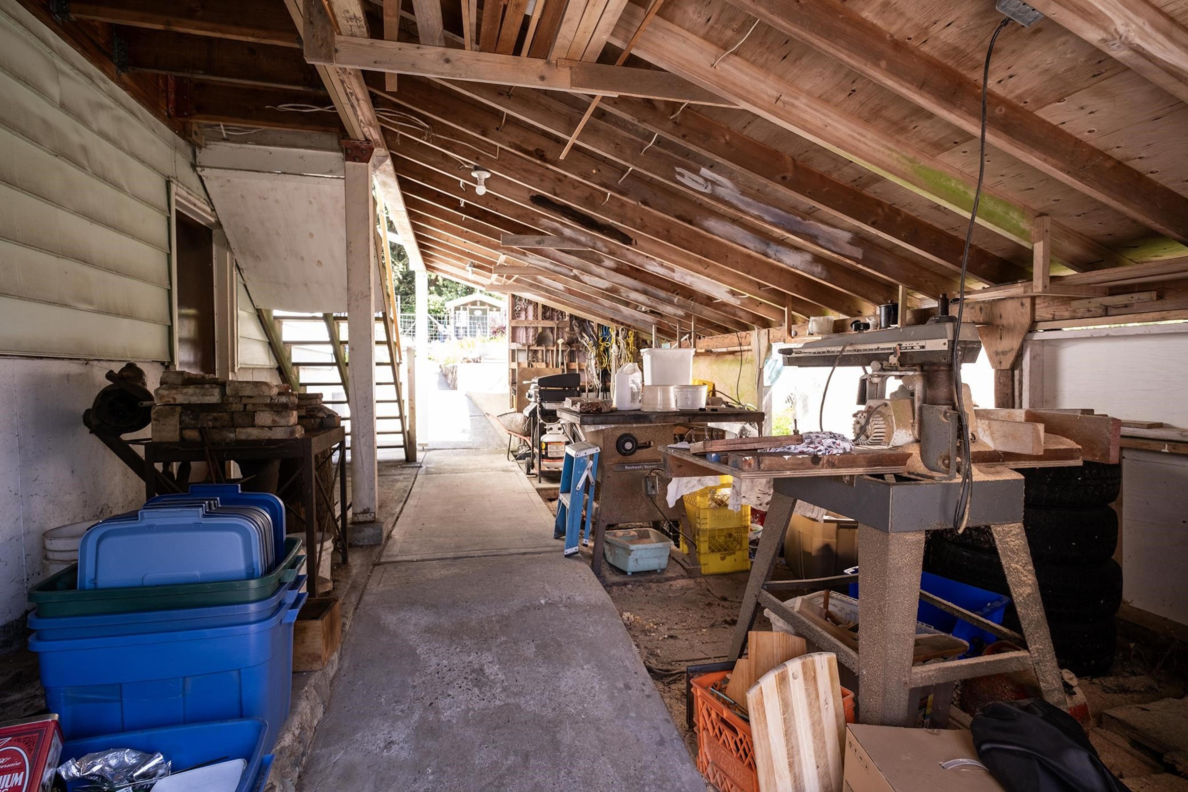 1238 GOWER POINT ROAD - 39