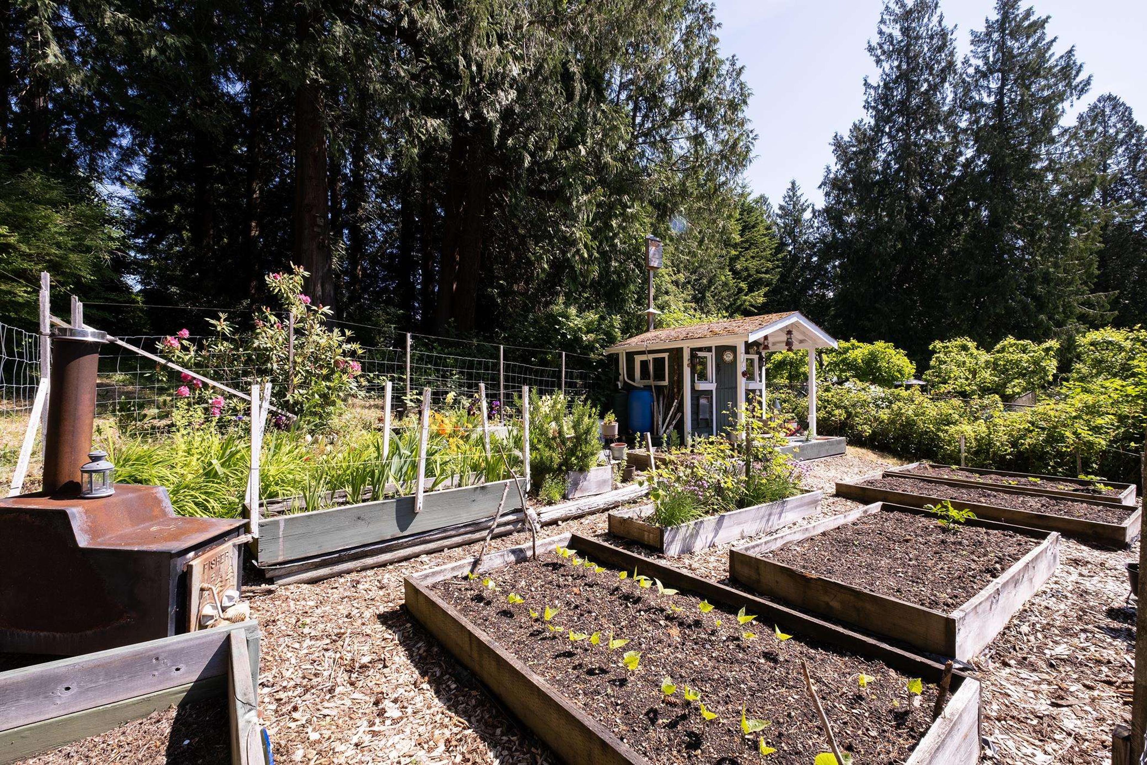 1238 GOWER POINT ROAD - 29