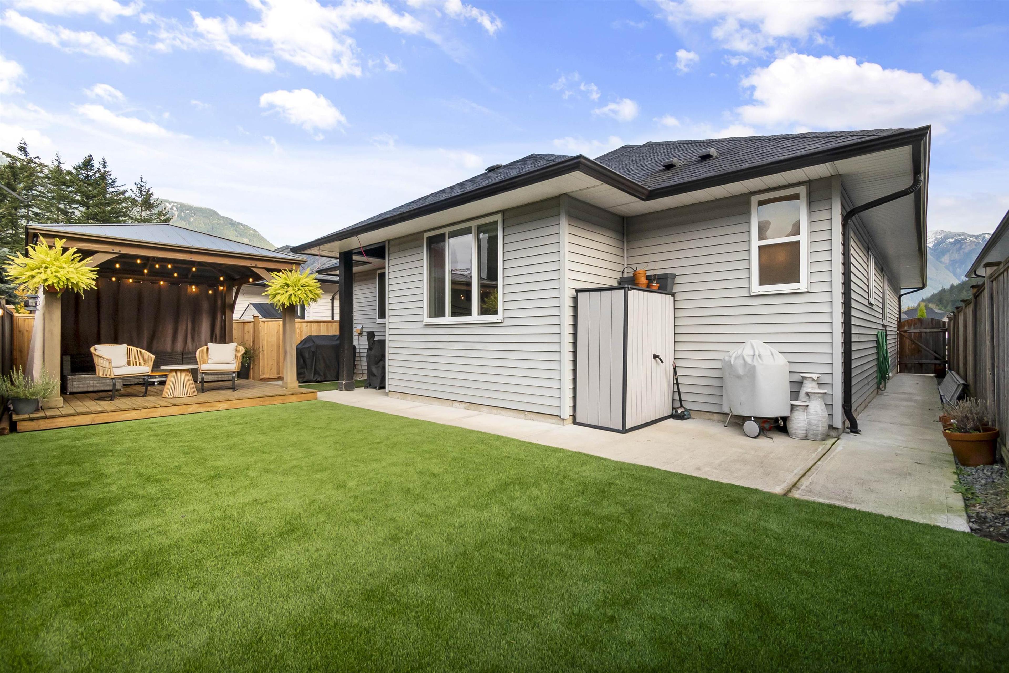 #3 20118 BEACON ROAD - 23