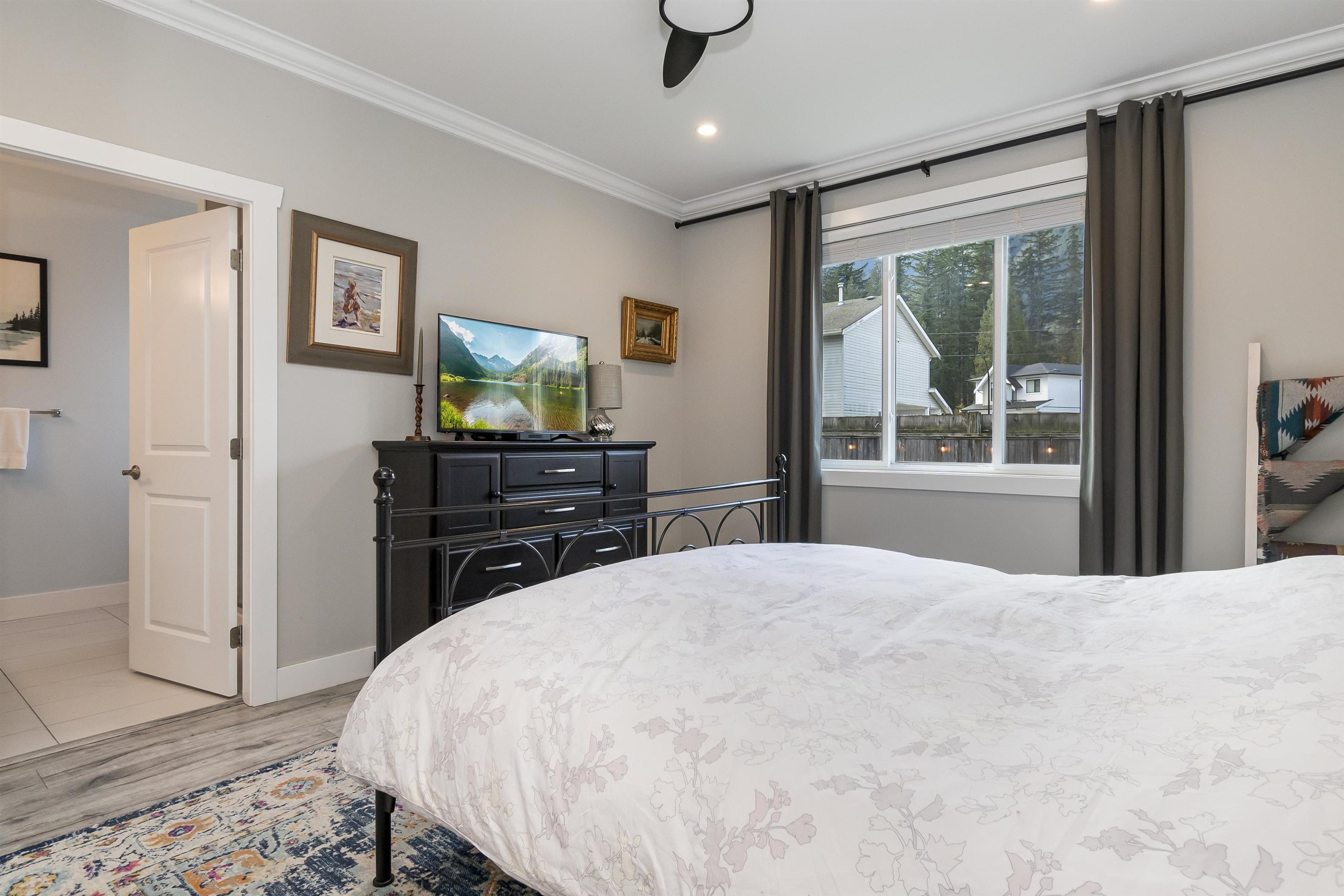 #3 20118 BEACON ROAD - 16