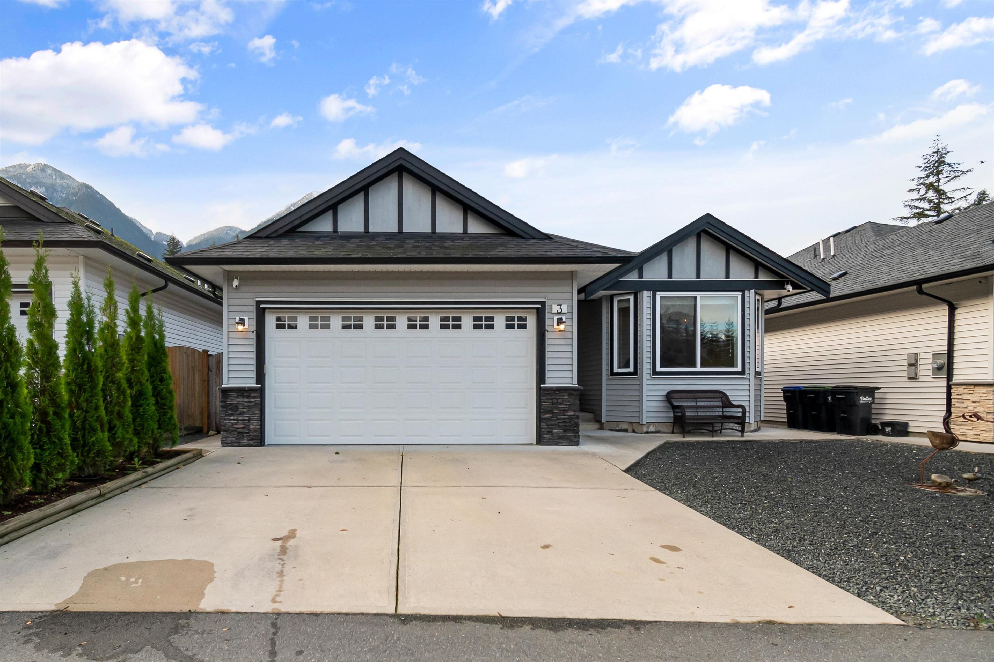 #3 20118 BEACON ROAD - 28