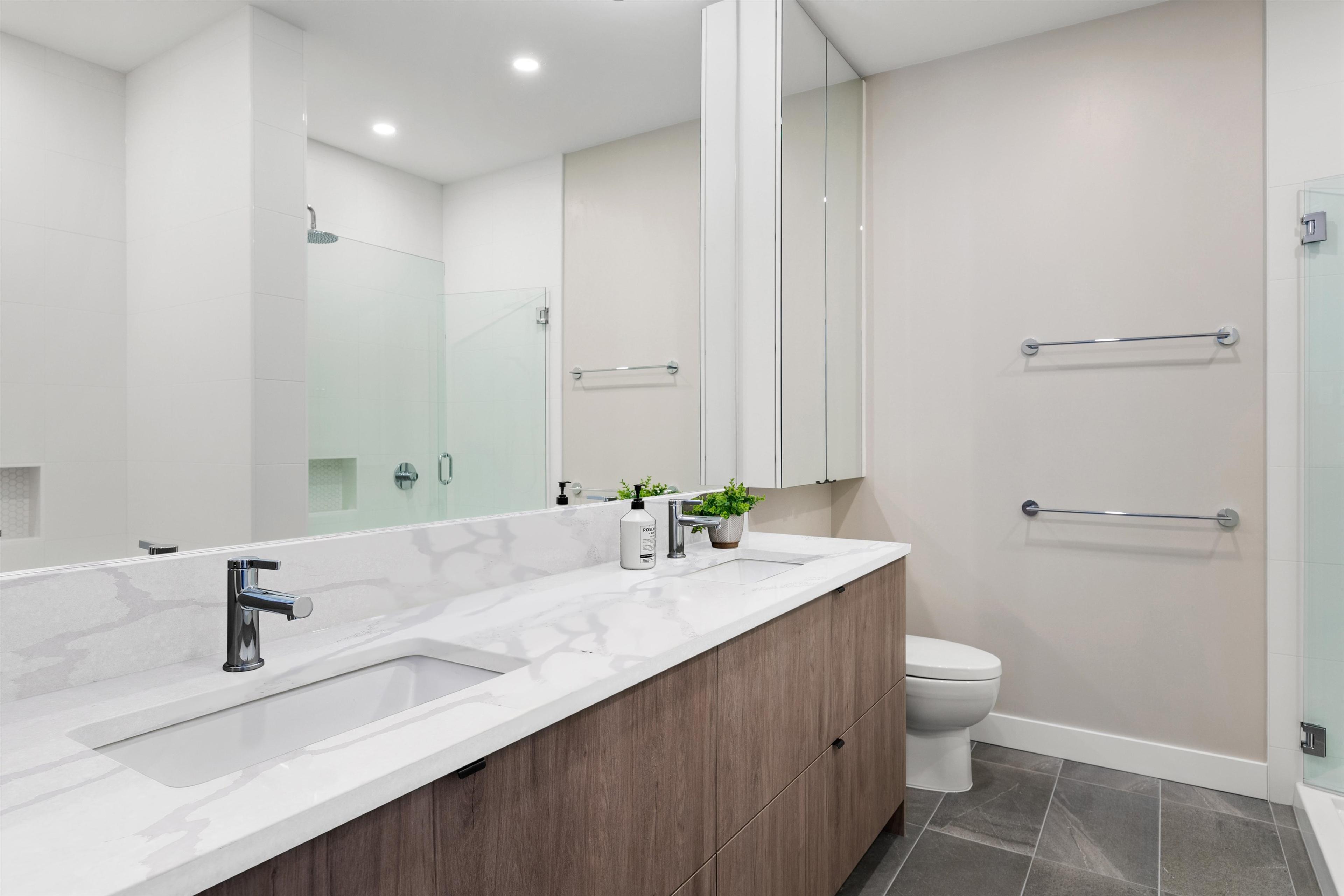 #29 4000 SUNSTONE WAY - 18