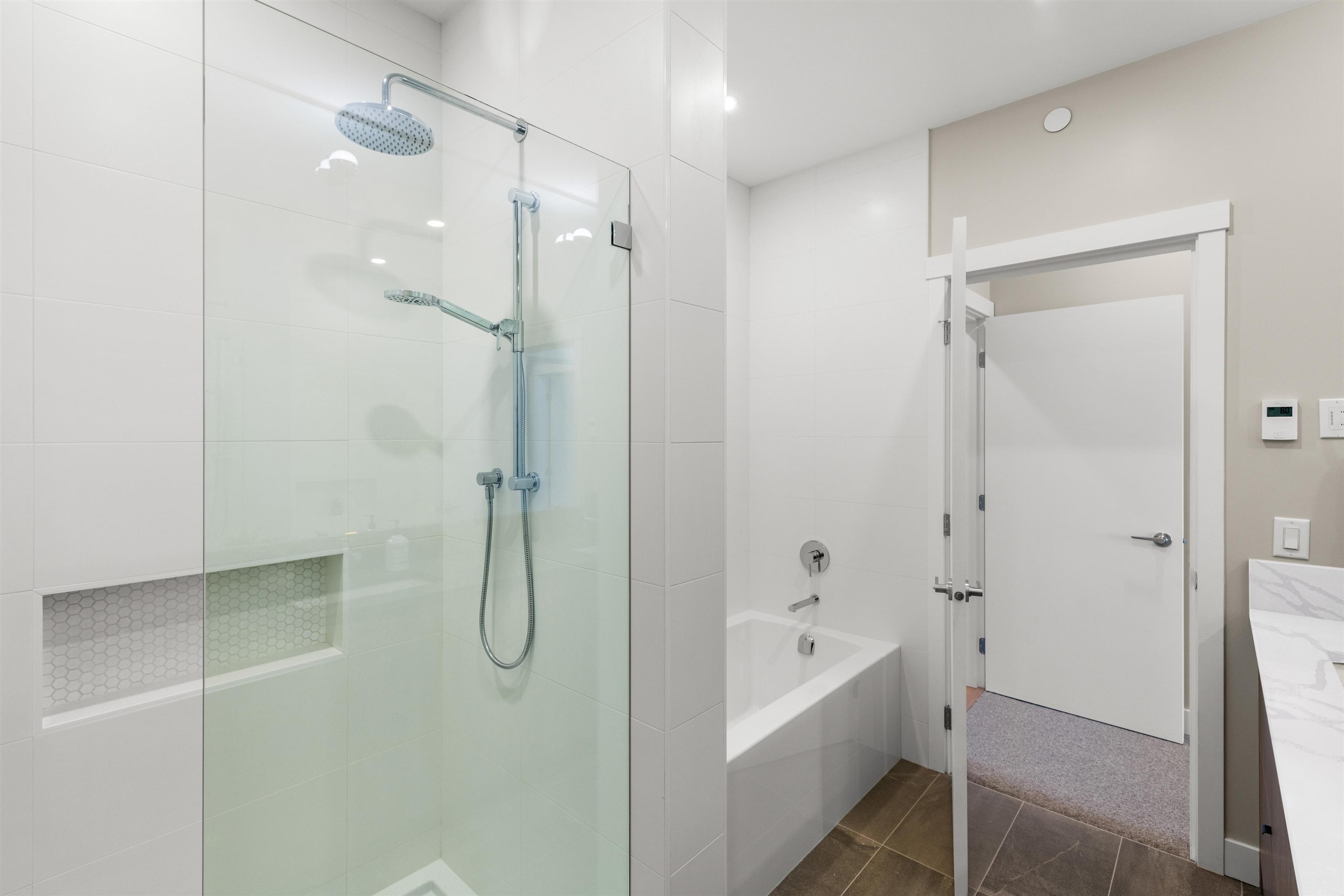 #29 4000 SUNSTONE WAY - 19