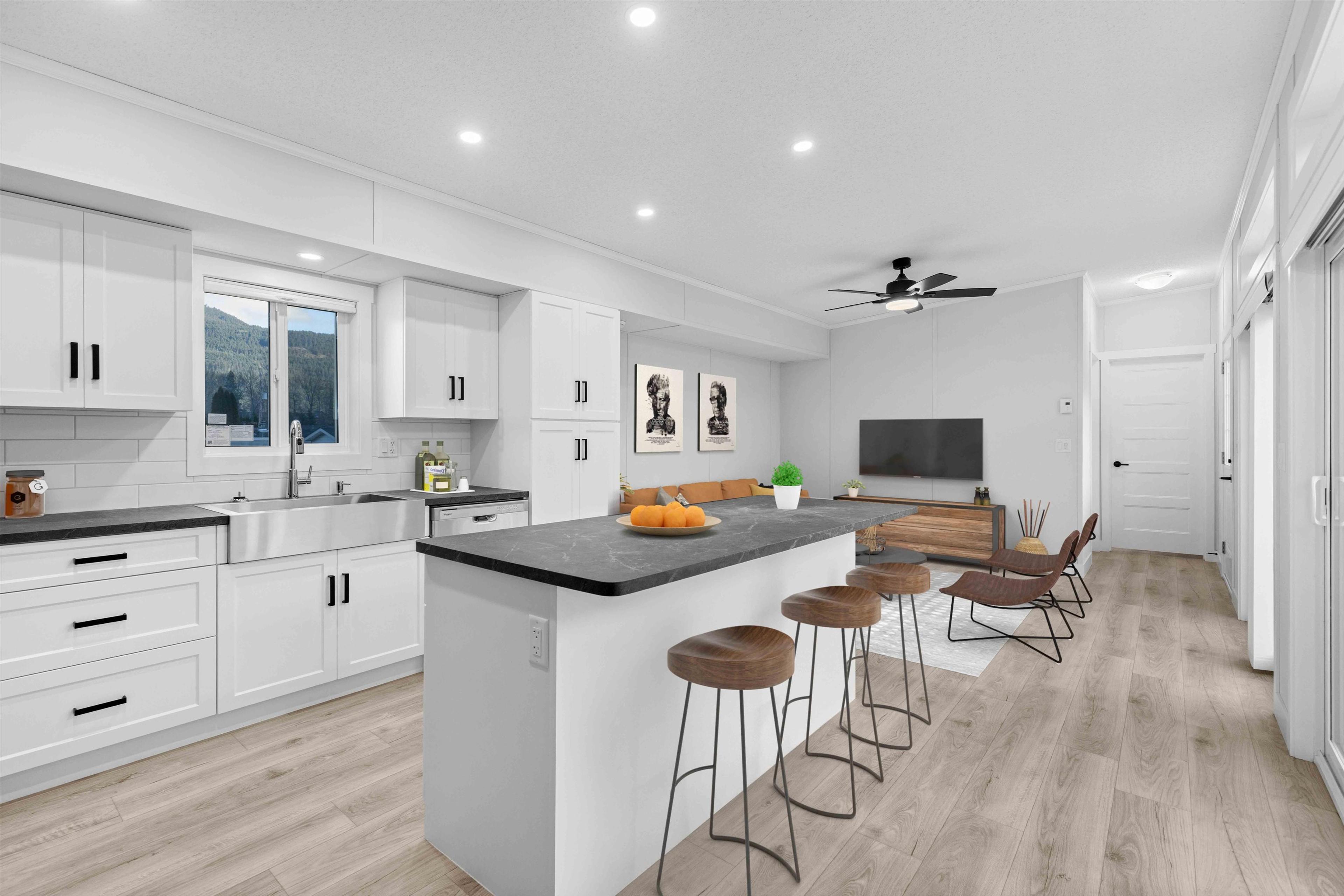 #60 7370 HIGHWAY 99 - 17