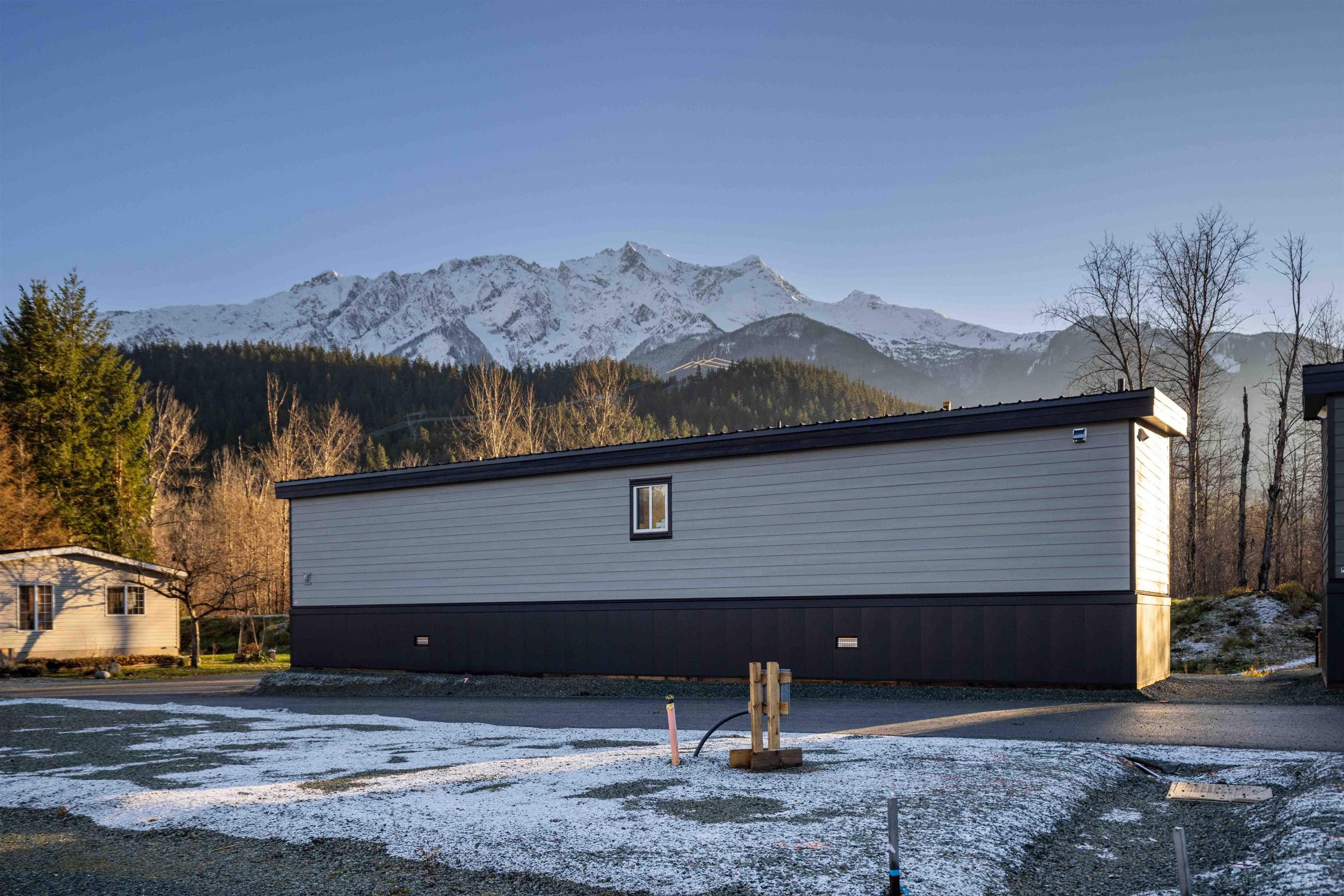 #60 7370 HIGHWAY 99 - 4