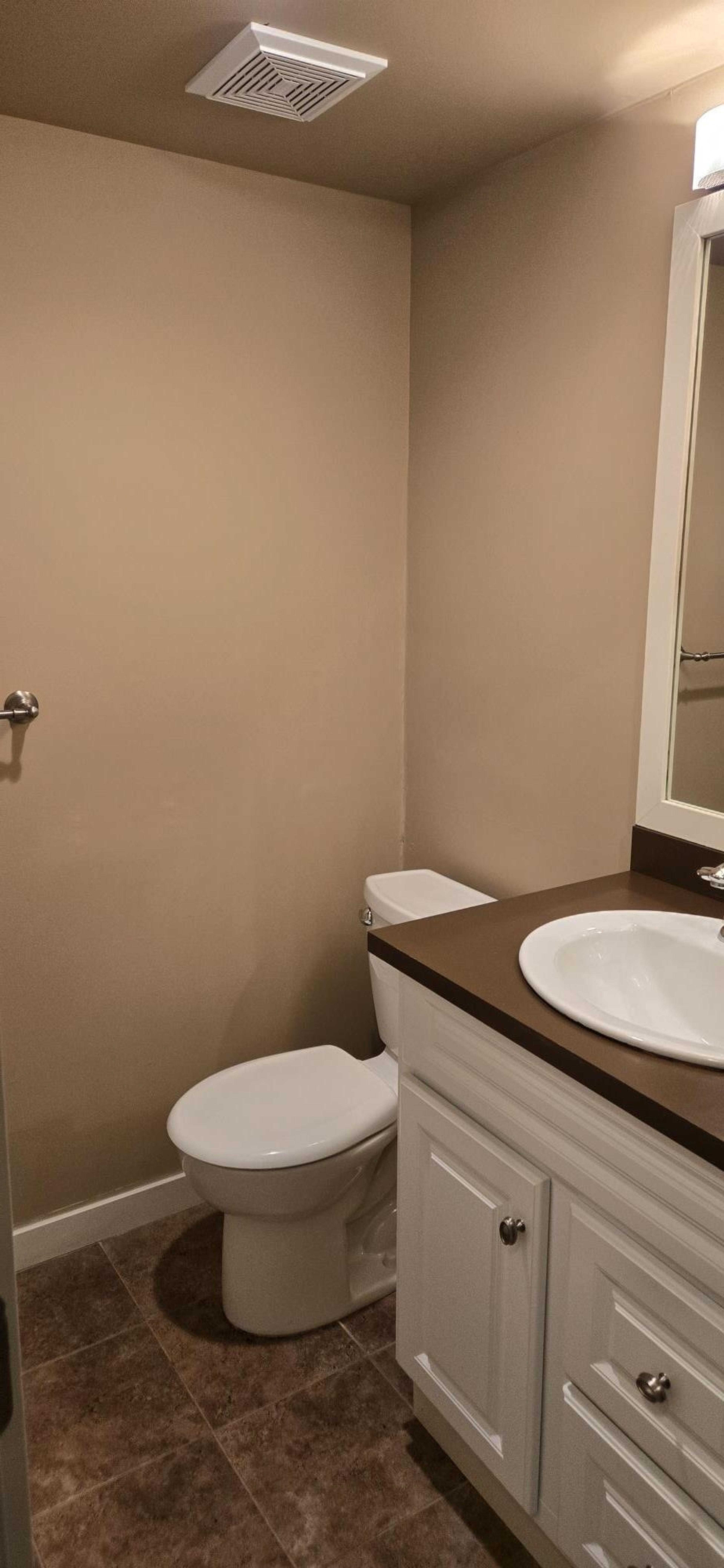 #208 1521 BLACKWOOD STREET - Image 8