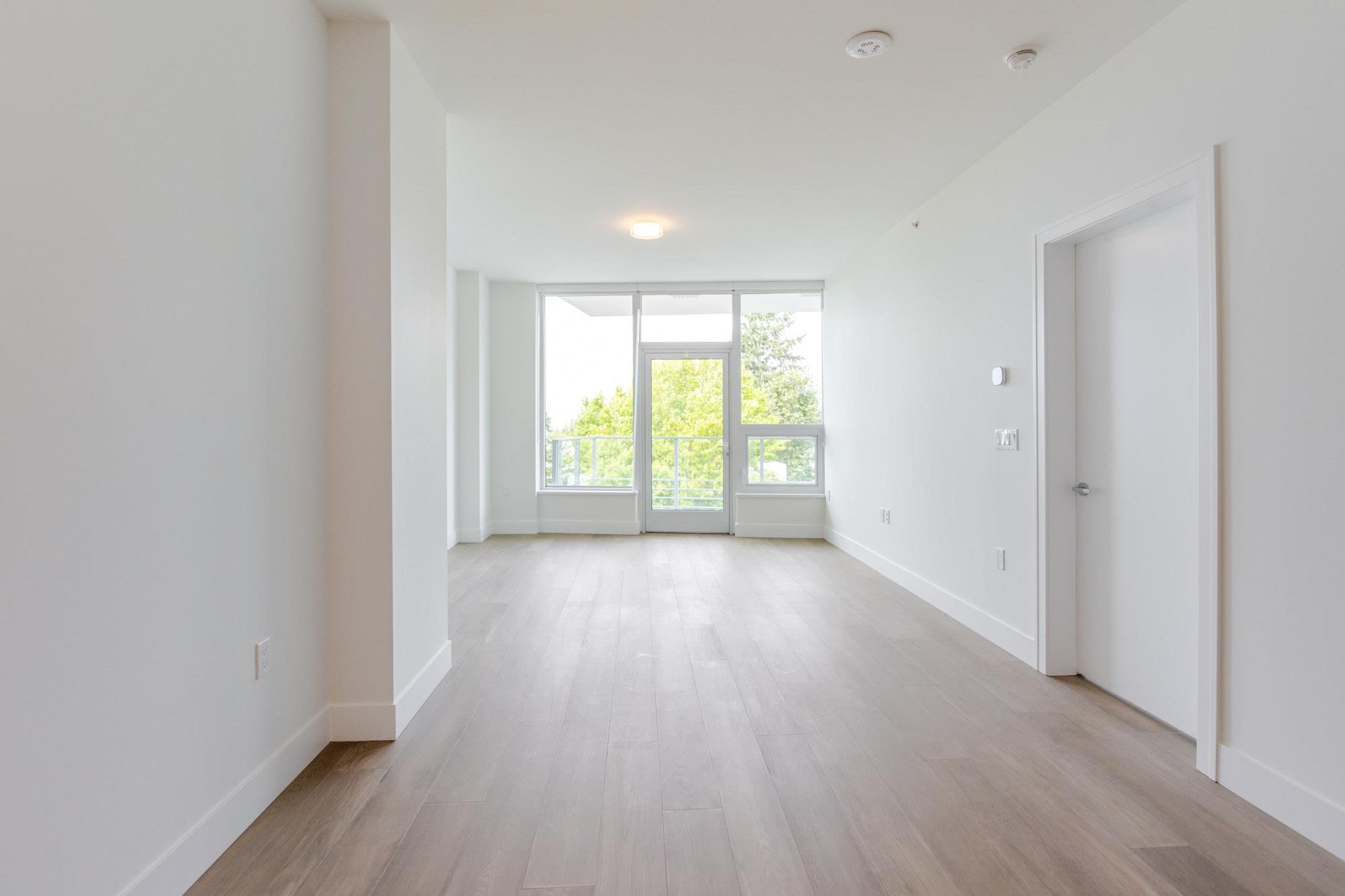 #314 1342 JOHNSTON ROAD - 14