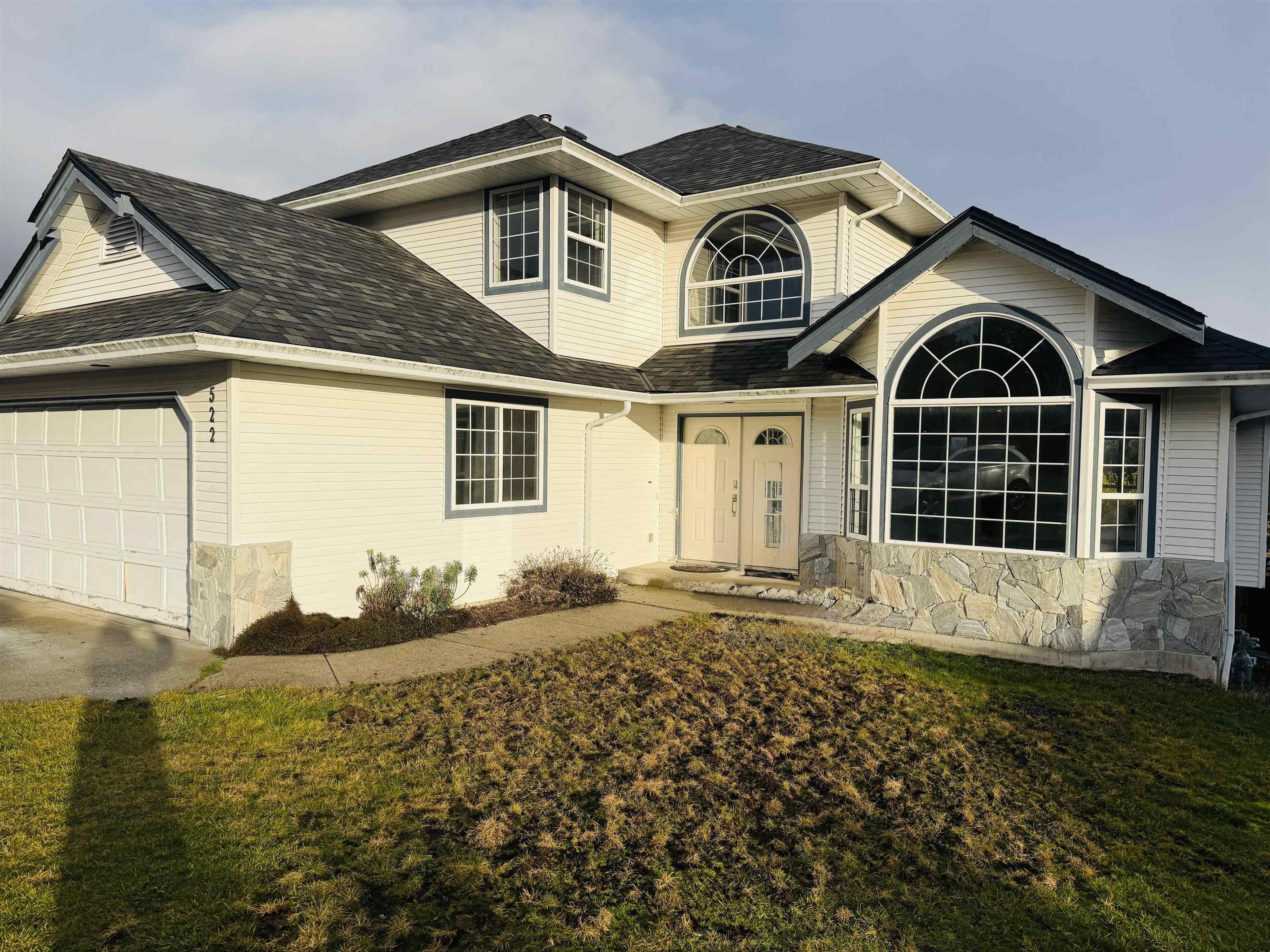 522 EAGLECREST DRIVE - Image 2